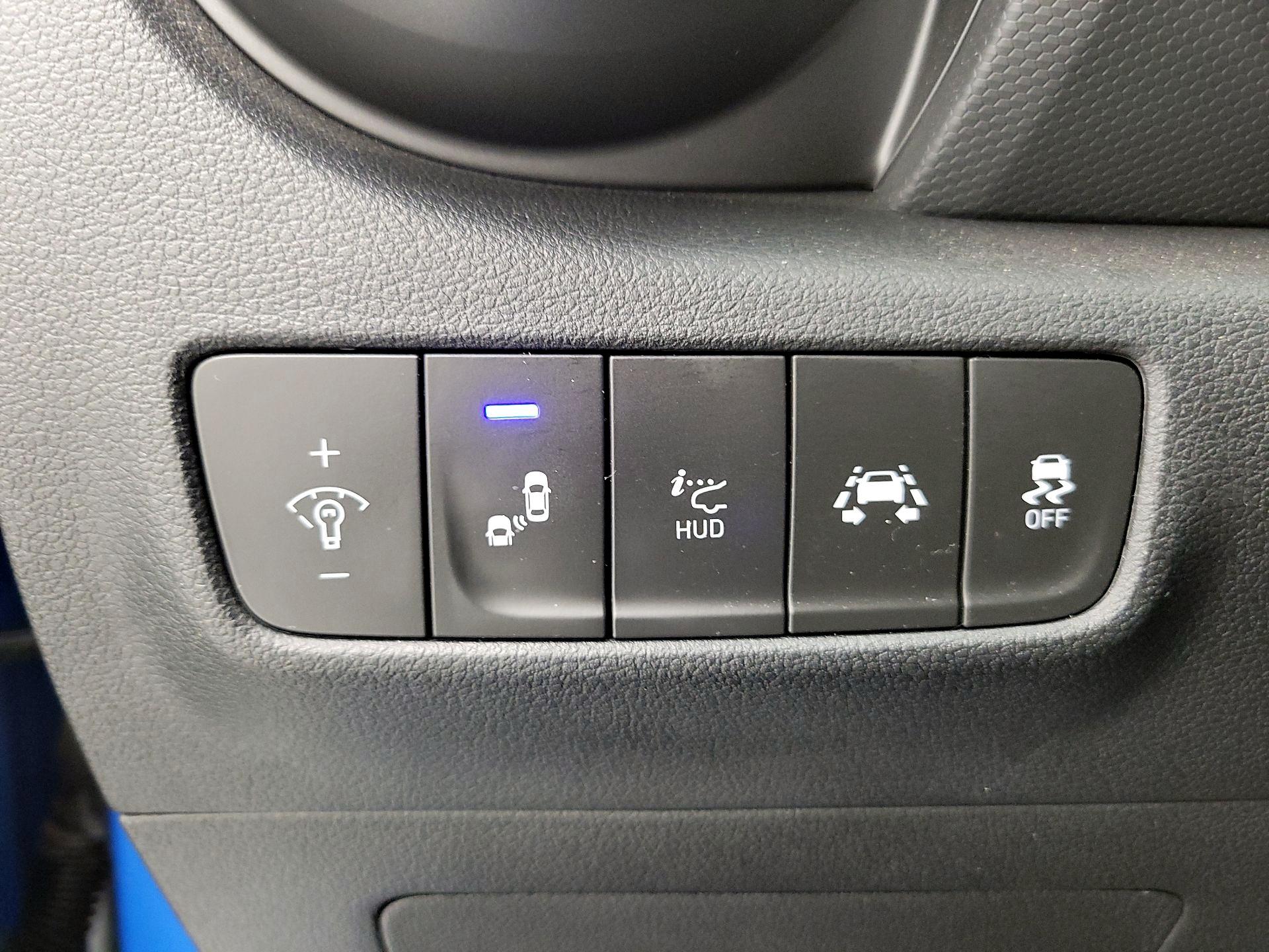 Thumbnail: 2020 Hyundai Kona - 13