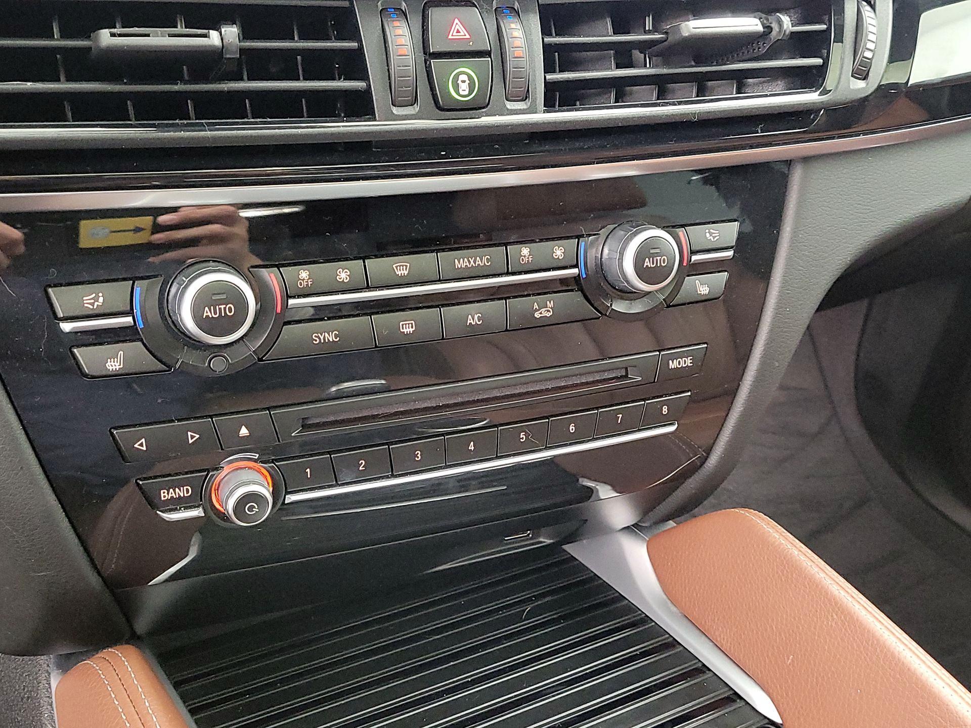 Thumbnail: 2019 BMW X6 - 17