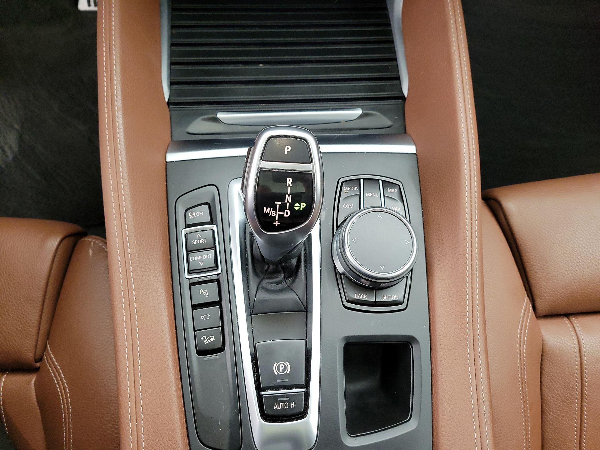 Thumbnail: 2019 BMW X6 - 18