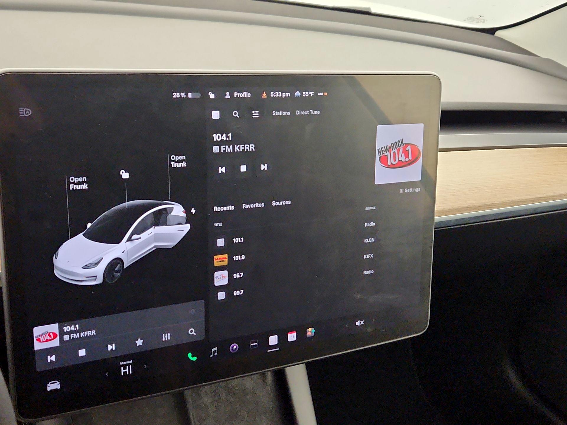 Thumbnail: 2021 Tesla Model 3 - 16