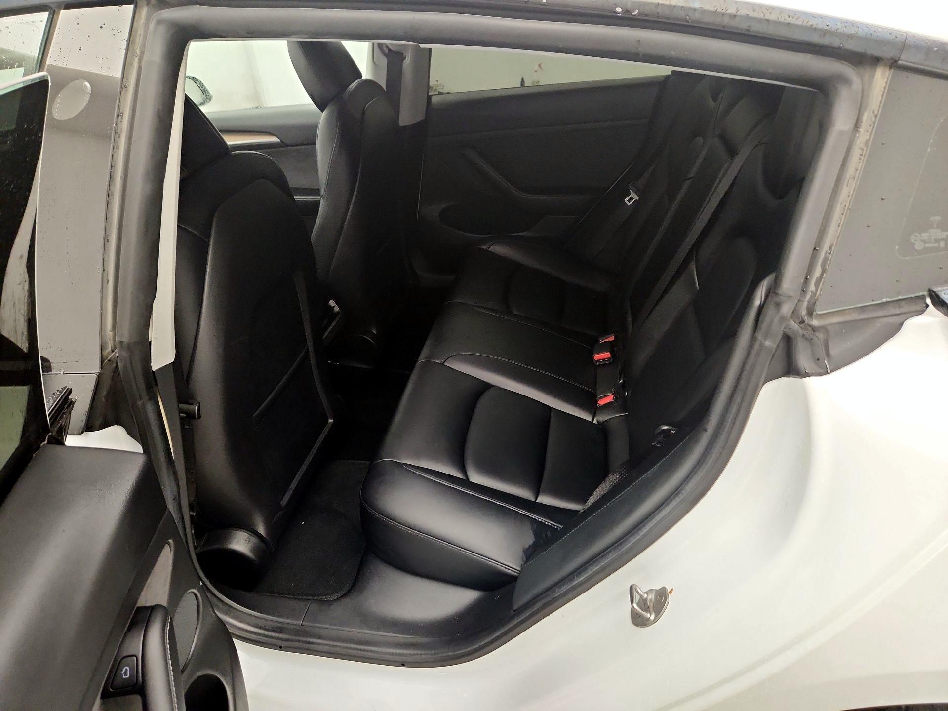 Thumbnail: 2021 Tesla Model 3 - 20