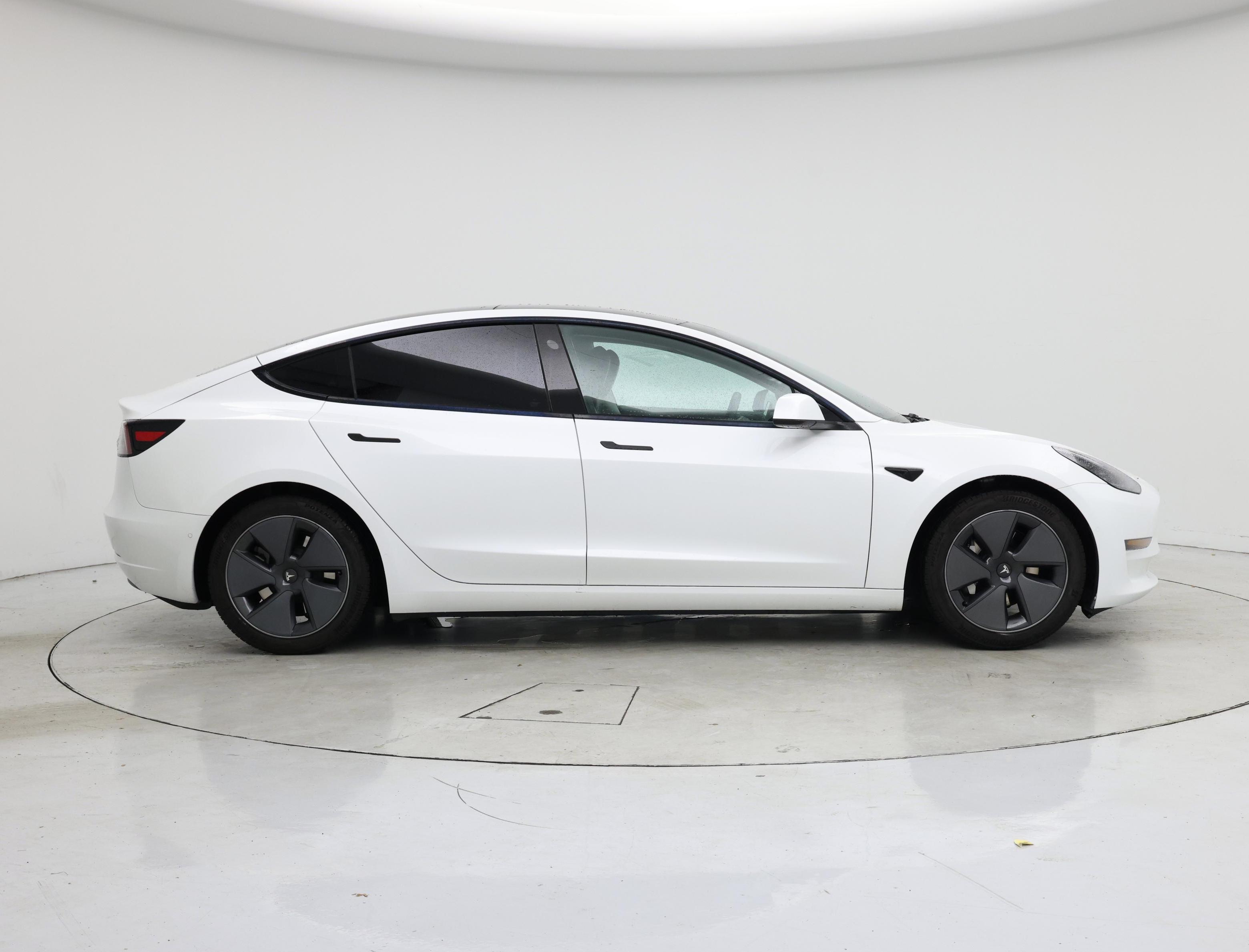 Thumbnail: 2021 Tesla Model 3 - 7