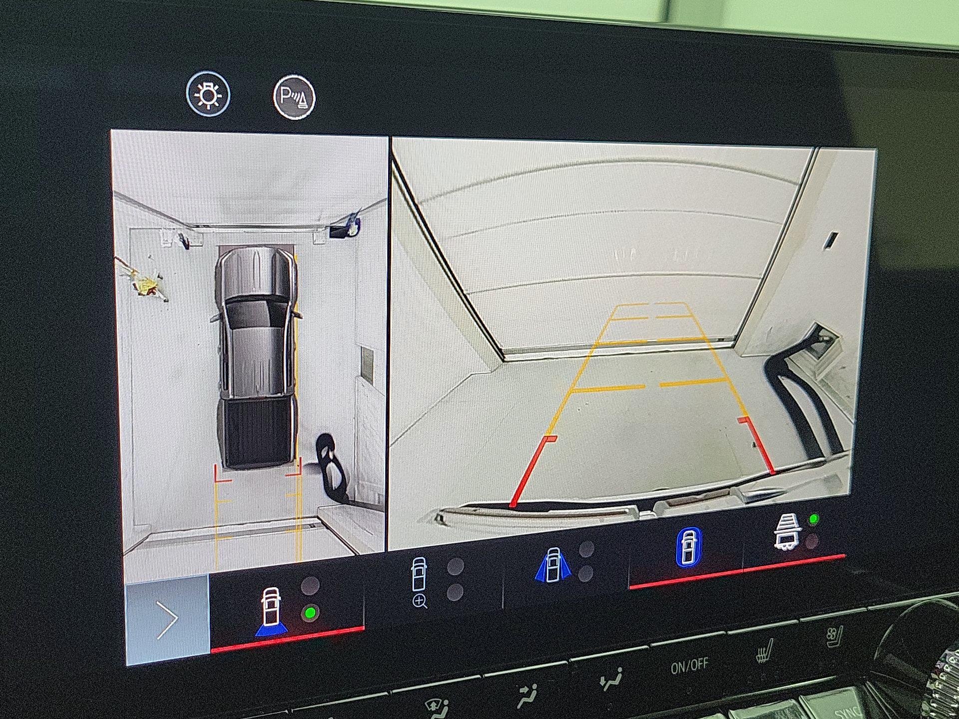 Thumbnail: 2023 GMC Canyon - 15