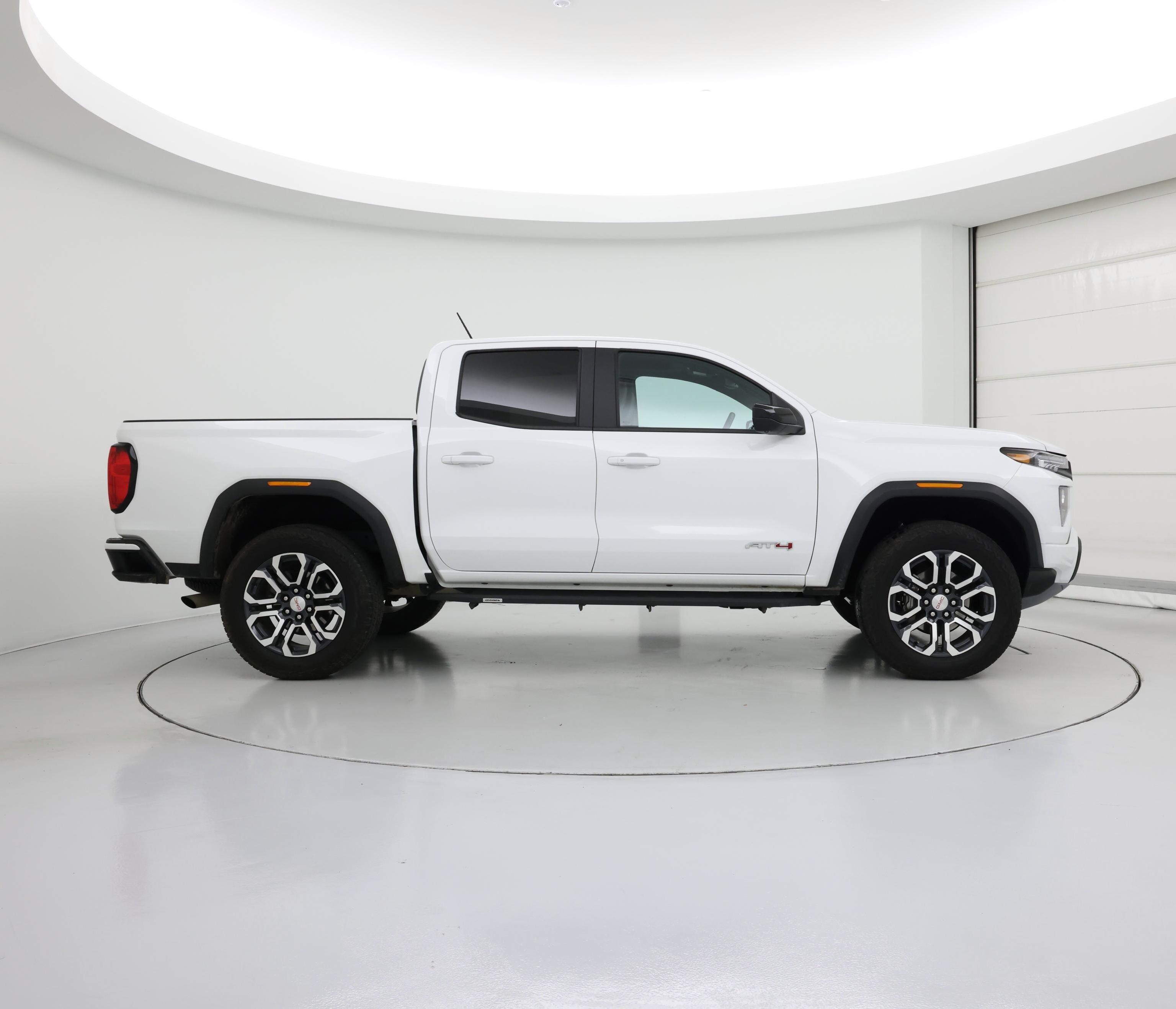 Thumbnail: 2023 GMC Canyon - 7