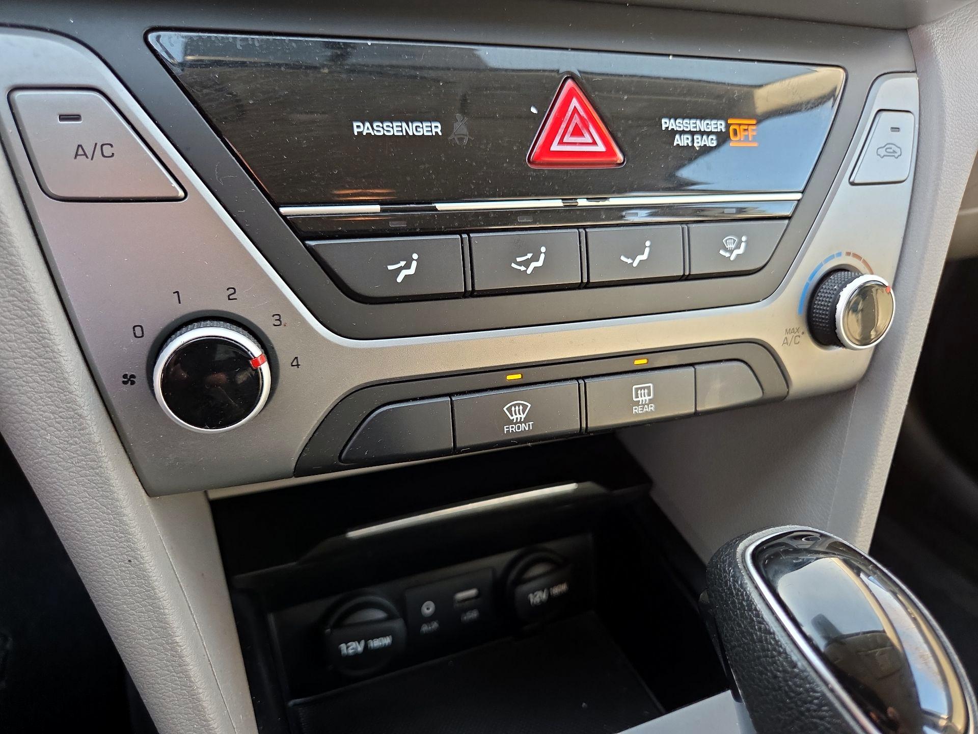 Thumbnail: 2017 Hyundai Elantra - 14