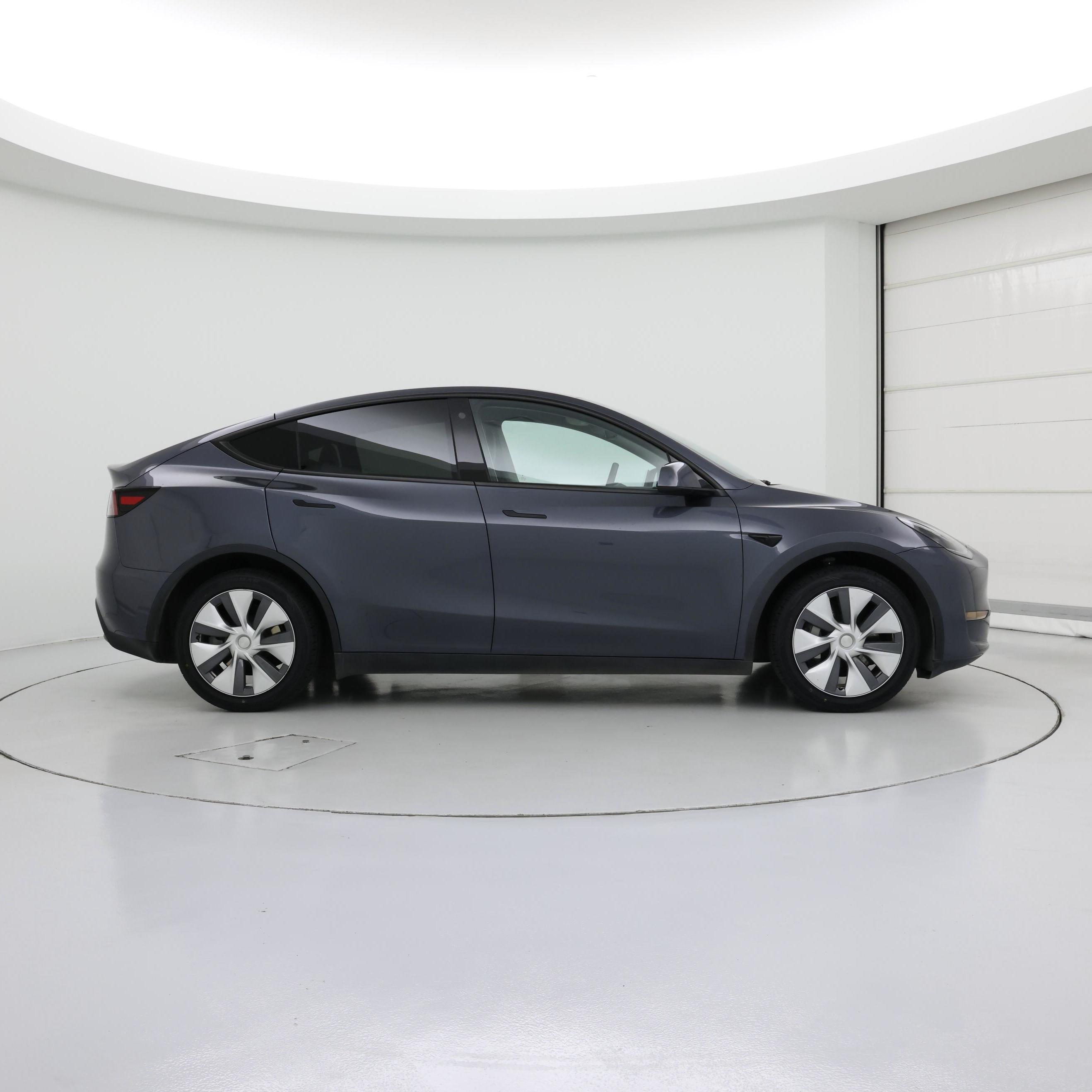 Thumbnail: 2023 Tesla Model Y - 7