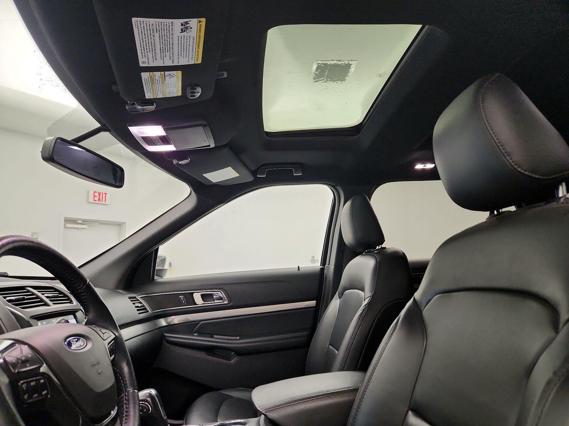 Thumbnail: 2019 Ford Explorer - 20