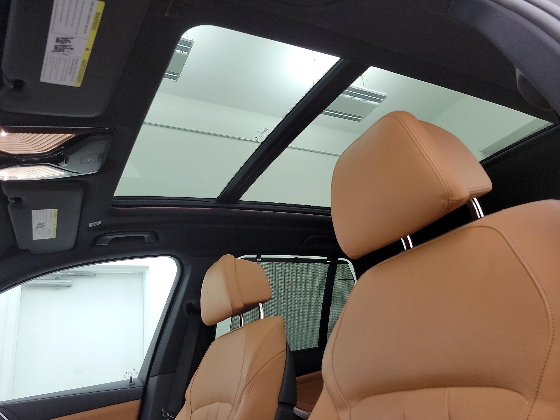 Thumbnail: 2022 BMW X5 - 20