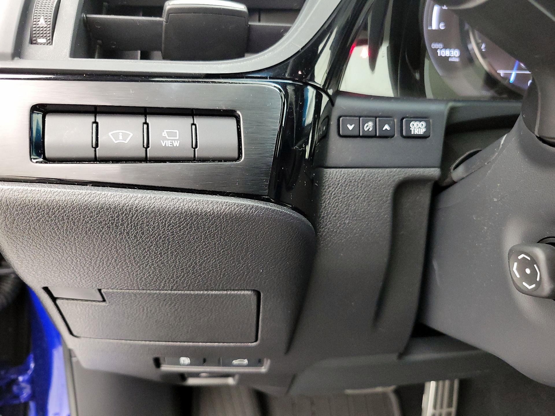 Thumbnail: 2024 Lexus ES - 13