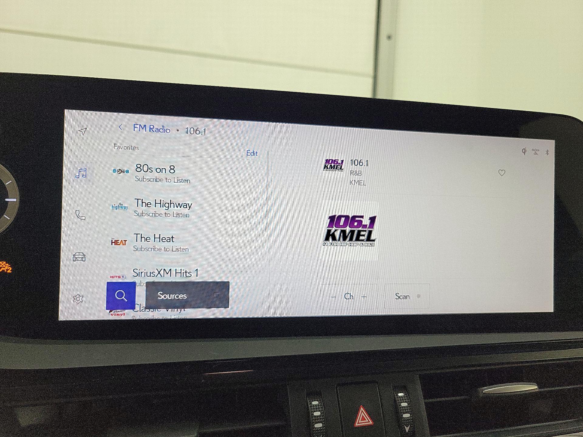 Thumbnail: 2024 Lexus ES - 15