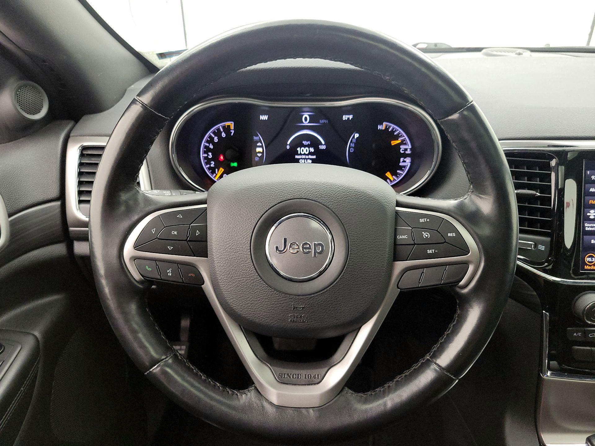 Thumbnail: 2020 Jeep Grand Cherokee - 10