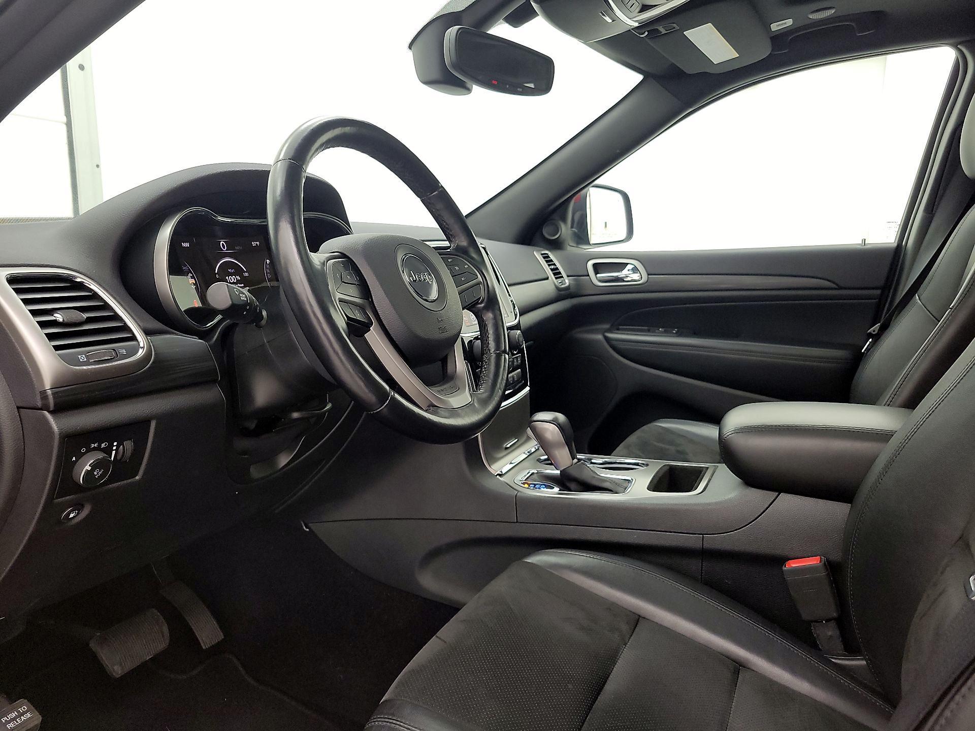 Thumbnail: 2020 Jeep Grand Cherokee - 11