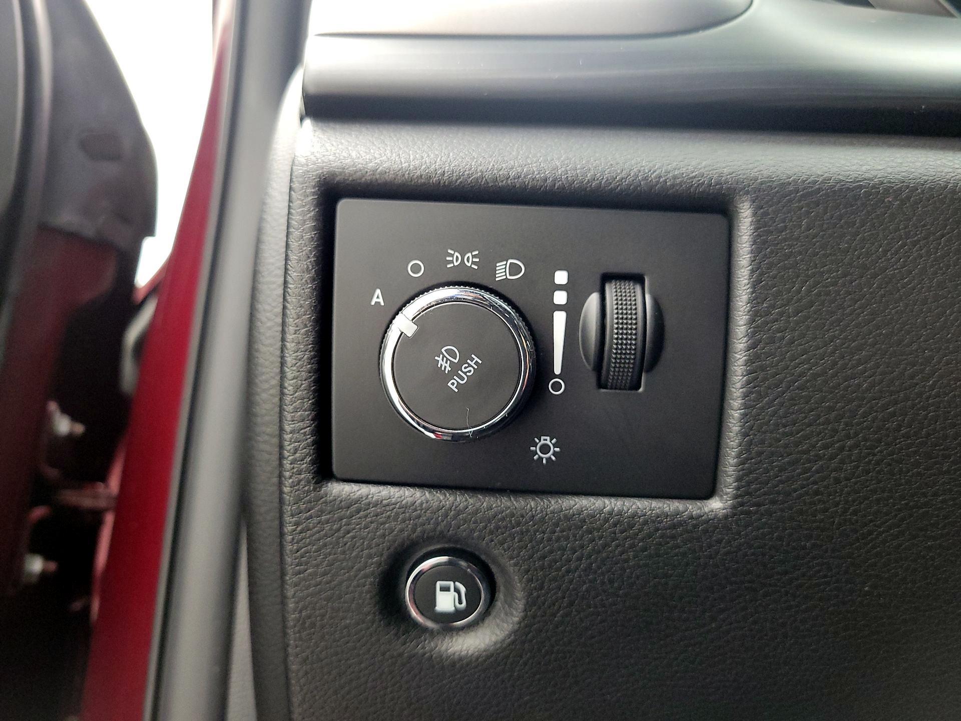 Thumbnail: 2020 Jeep Grand Cherokee - 13