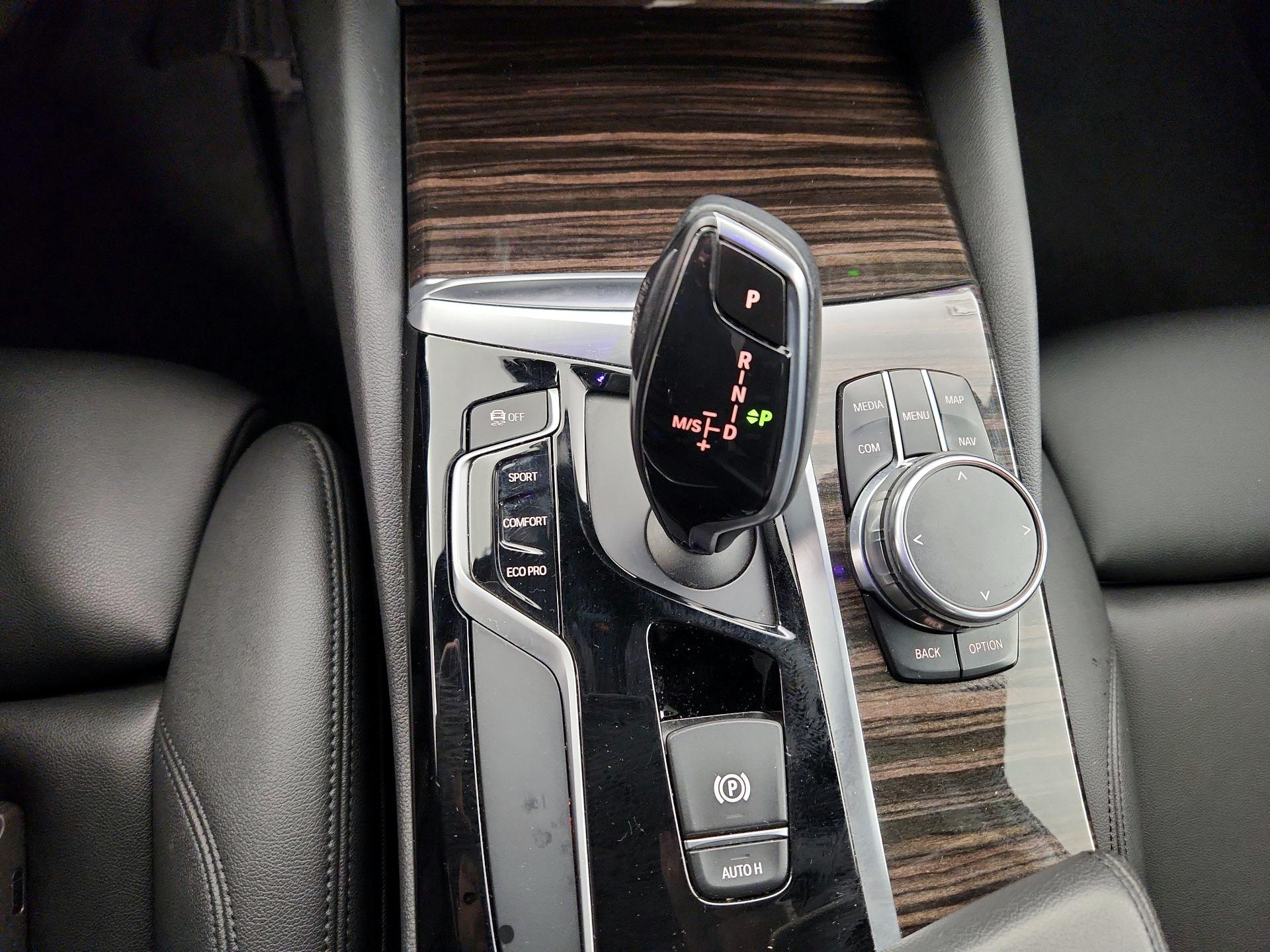 Thumbnail: 2018 BMW 5 Series - 18