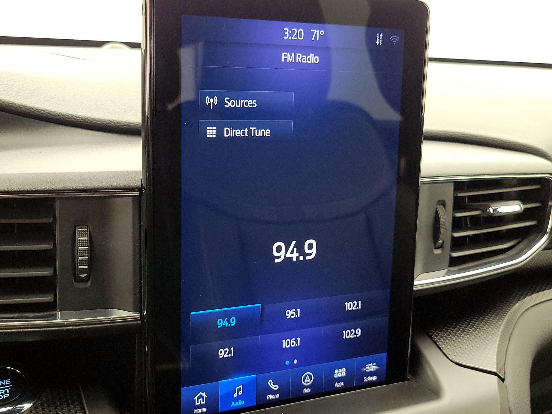 Thumbnail: 2020 Ford Explorer - 16