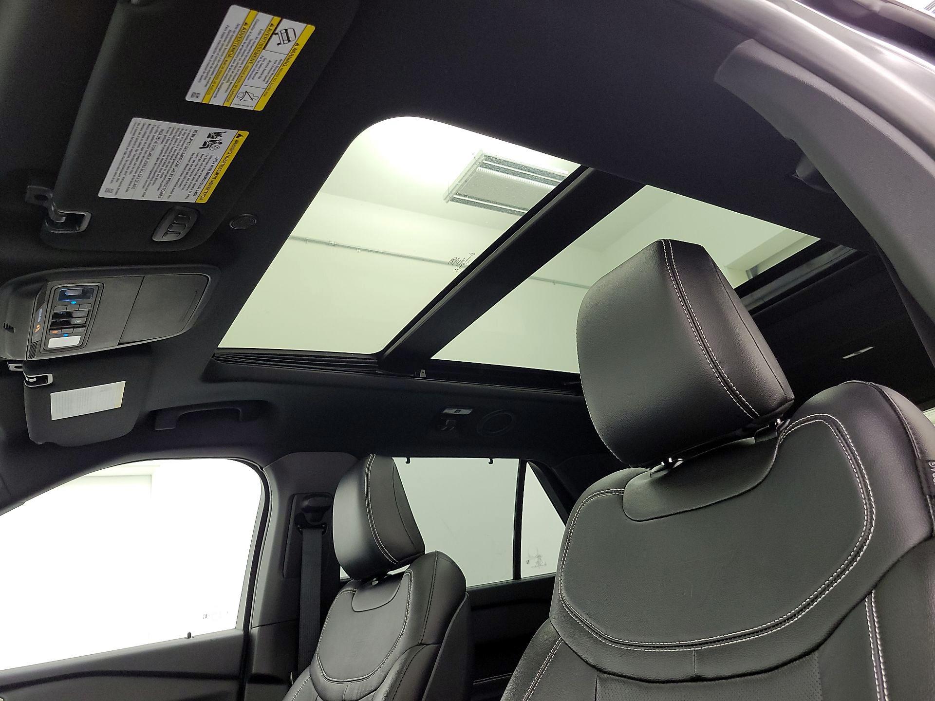 Thumbnail: 2020 Ford Explorer - 20