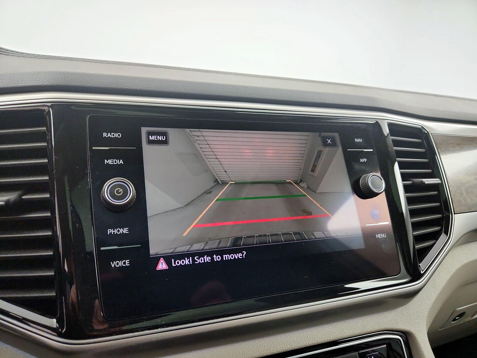 Thumbnail: 2019 Volkswagen Atlas - 15