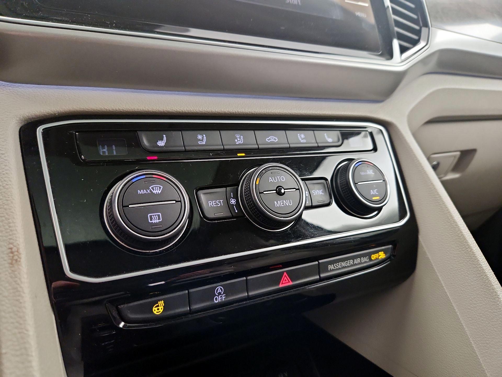 Thumbnail: 2019 Volkswagen Atlas - 17