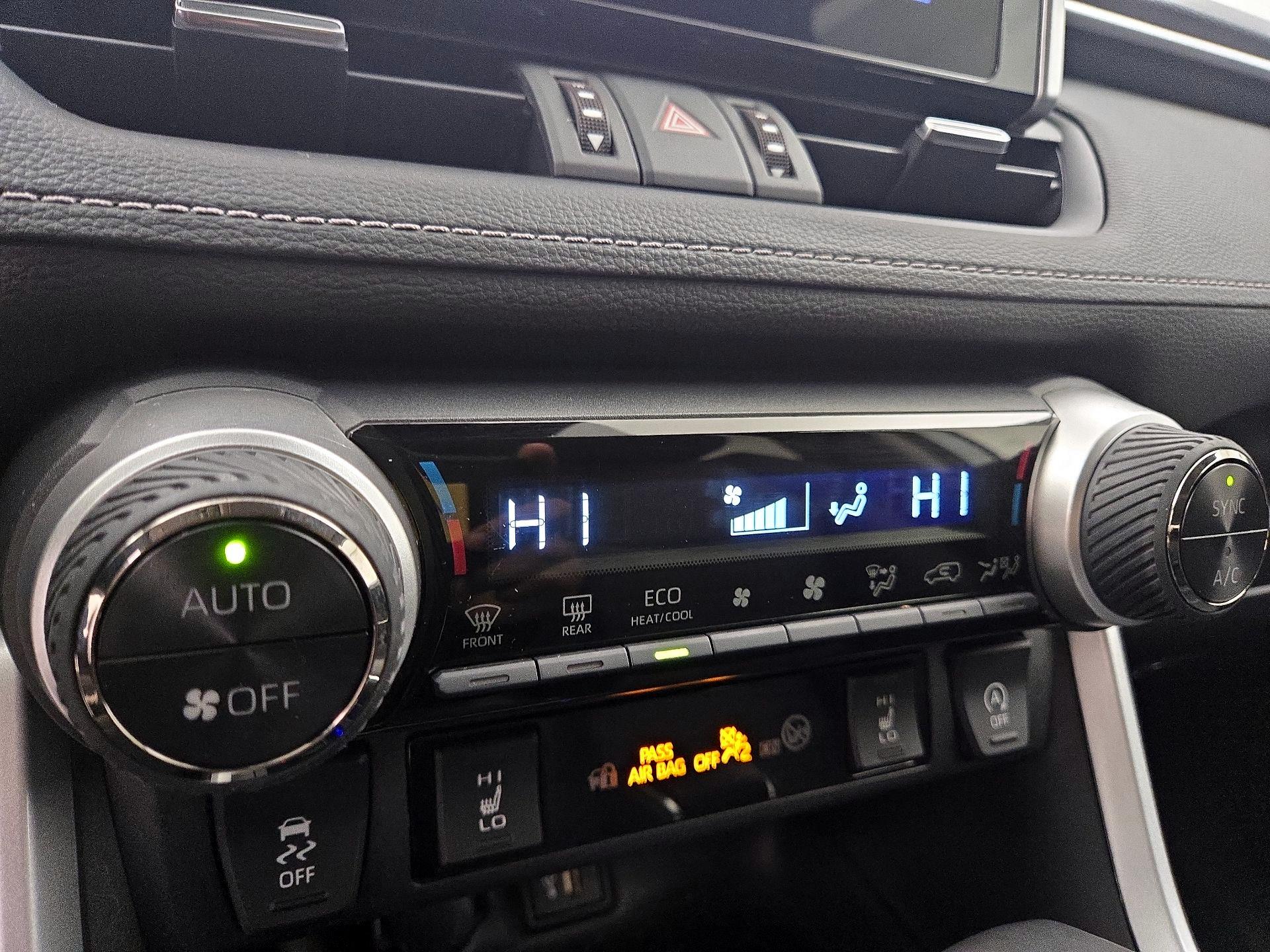 Thumbnail: 2023 Toyota RAV4 - 16