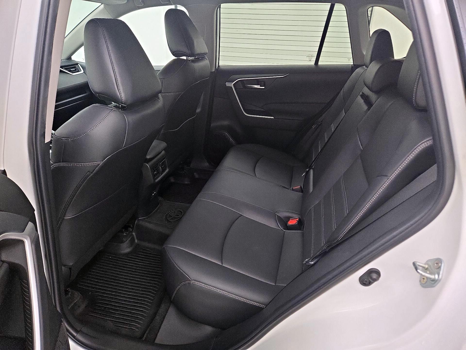 Thumbnail: 2023 Toyota RAV4 - 18