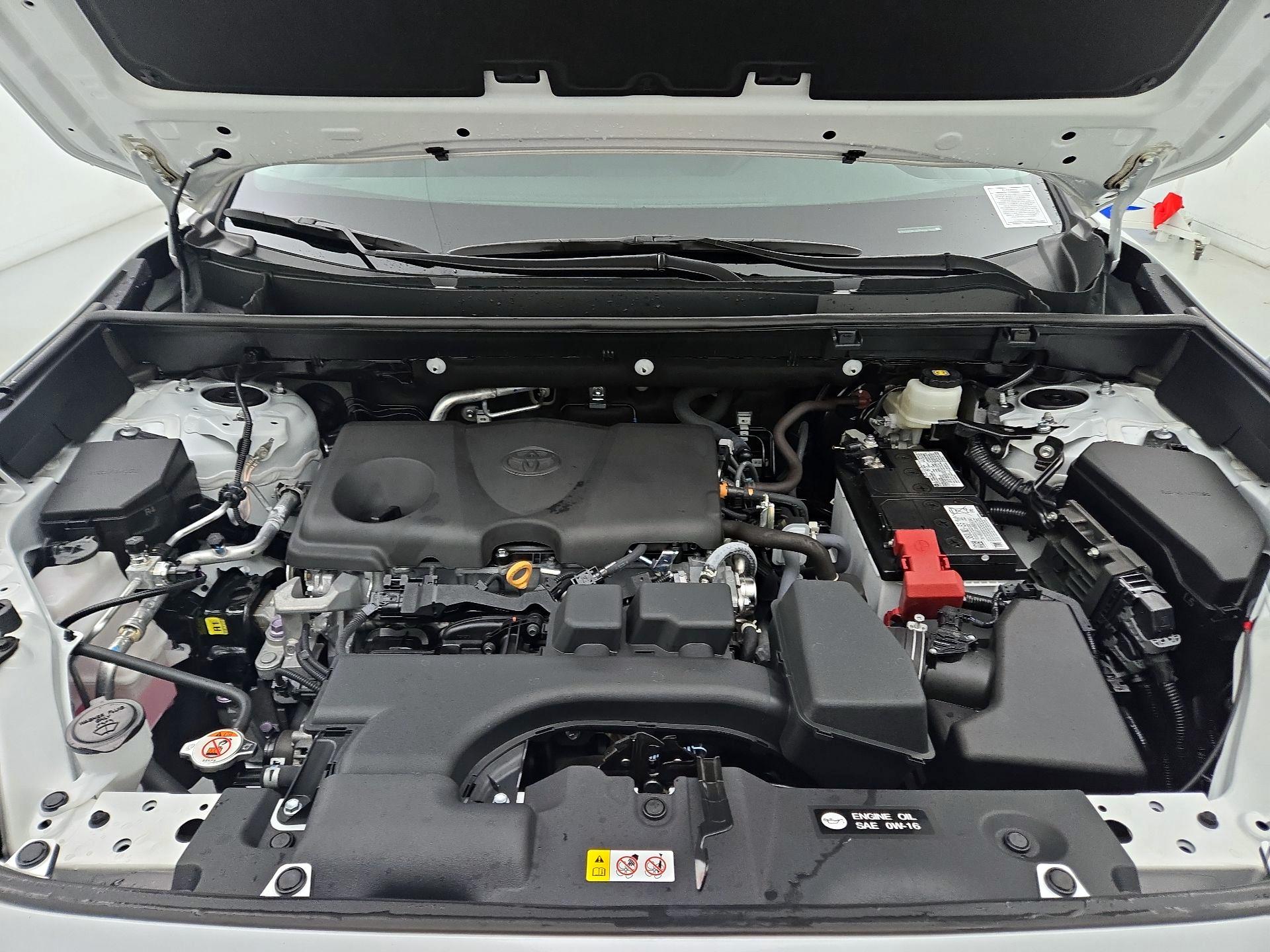 Thumbnail: 2023 Toyota RAV4 - 20