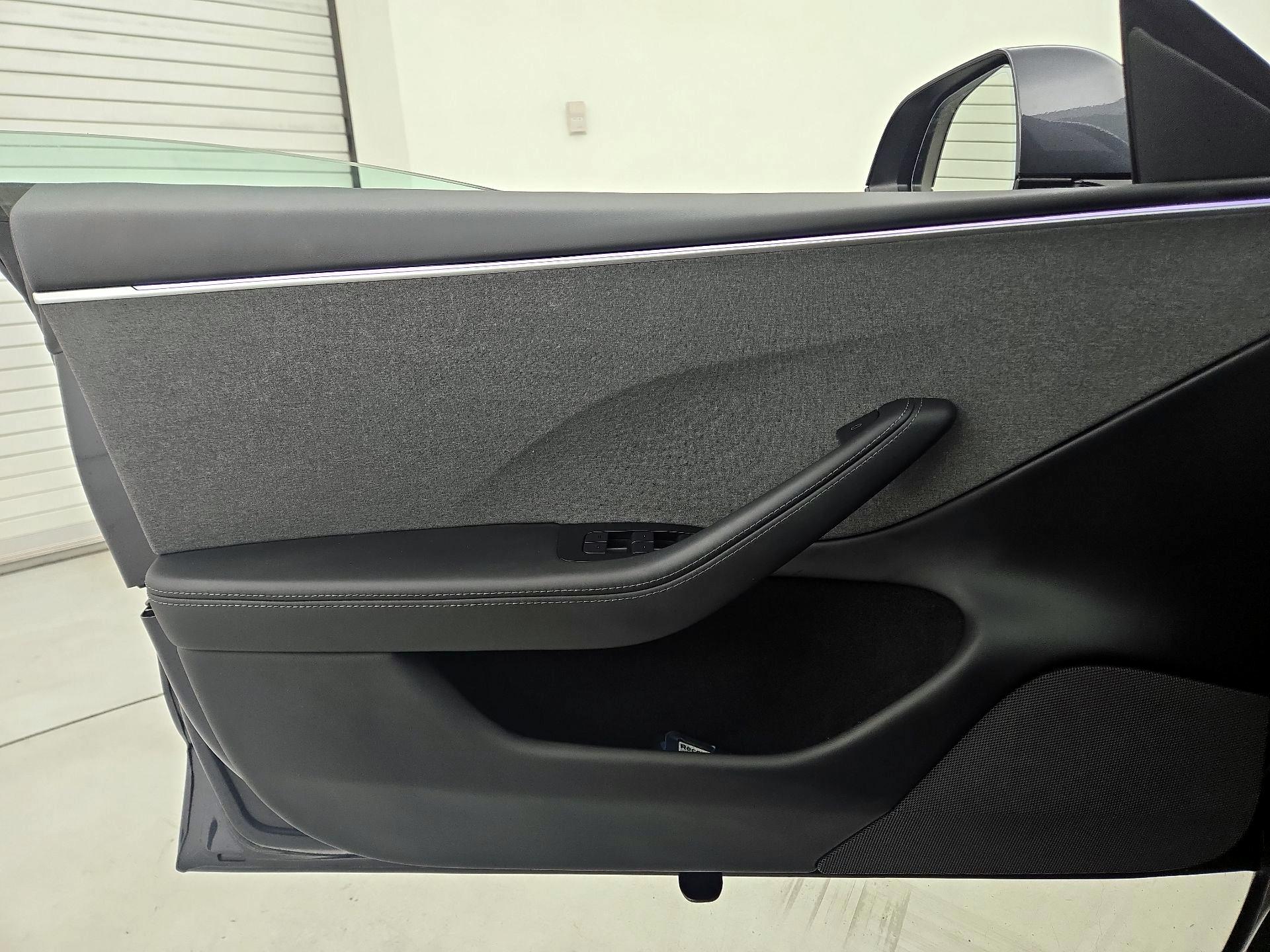 Thumbnail: 2024 Tesla Model 3 - 12