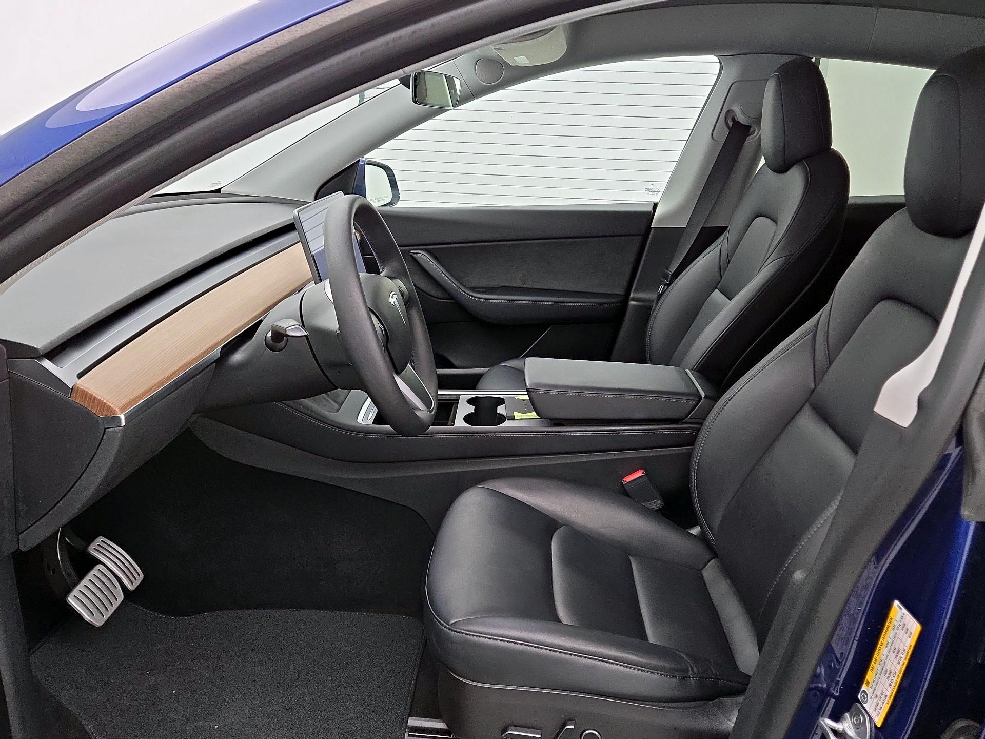 Thumbnail: 2022 Tesla Model Y - 11