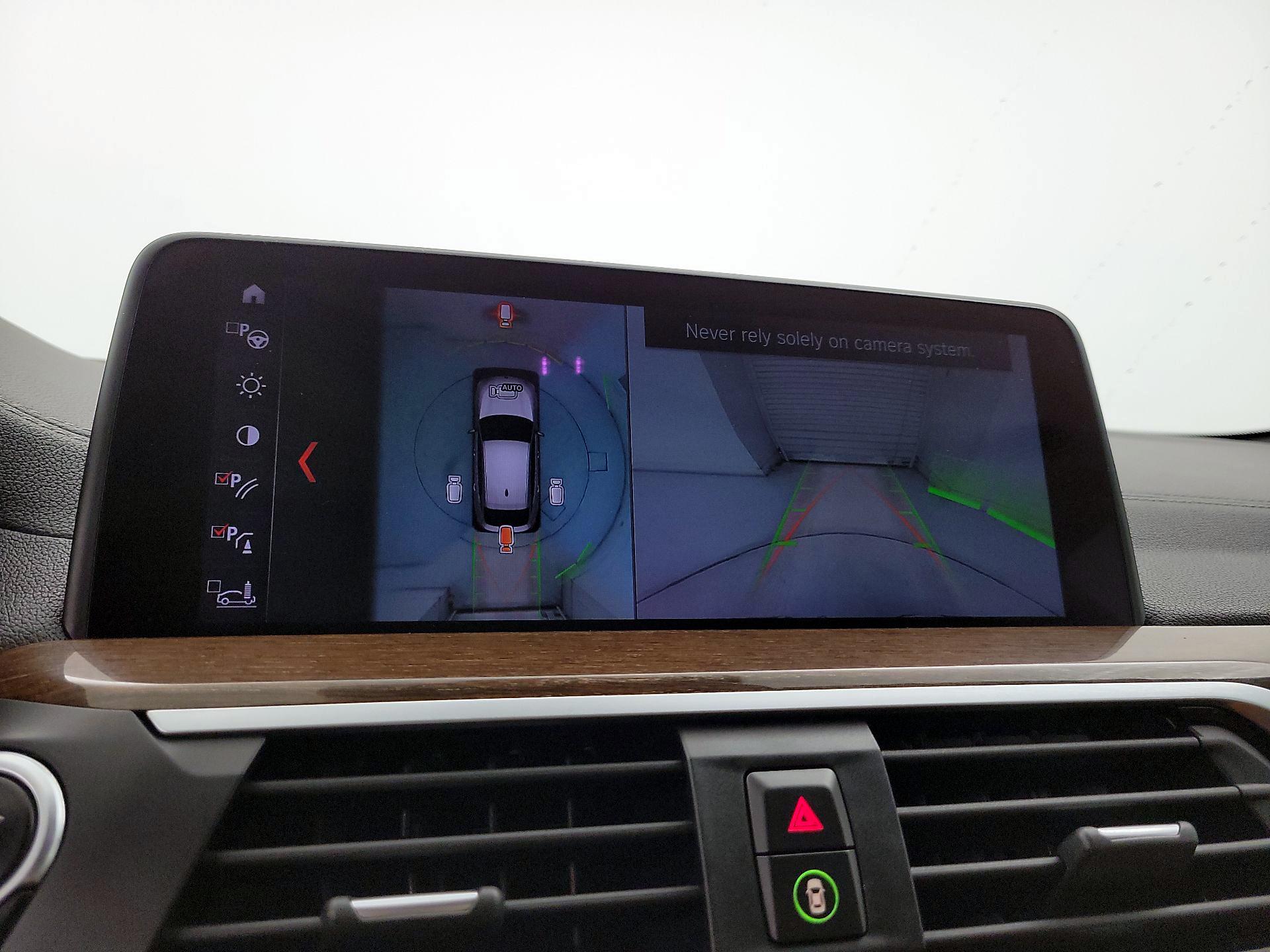 Thumbnail: 2019 BMW X4 - 15