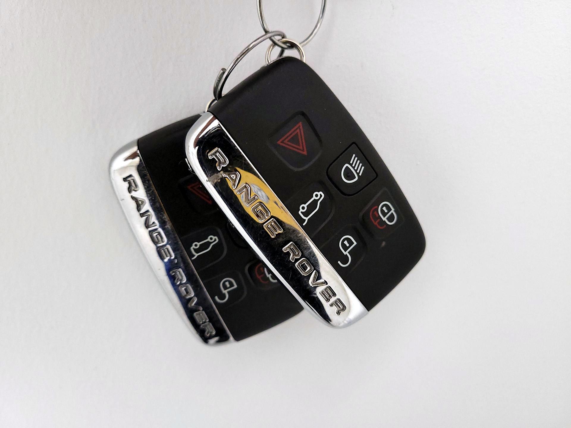 Thumbnail: 2019 Land Rover Range Rover Velar - 20