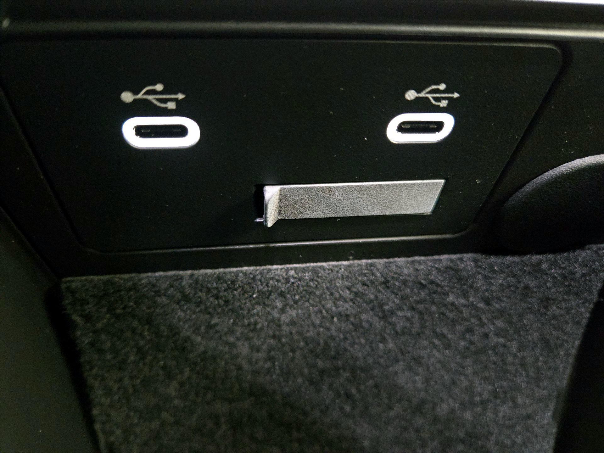 Thumbnail: 2025 Mazda Mazda3 - 18