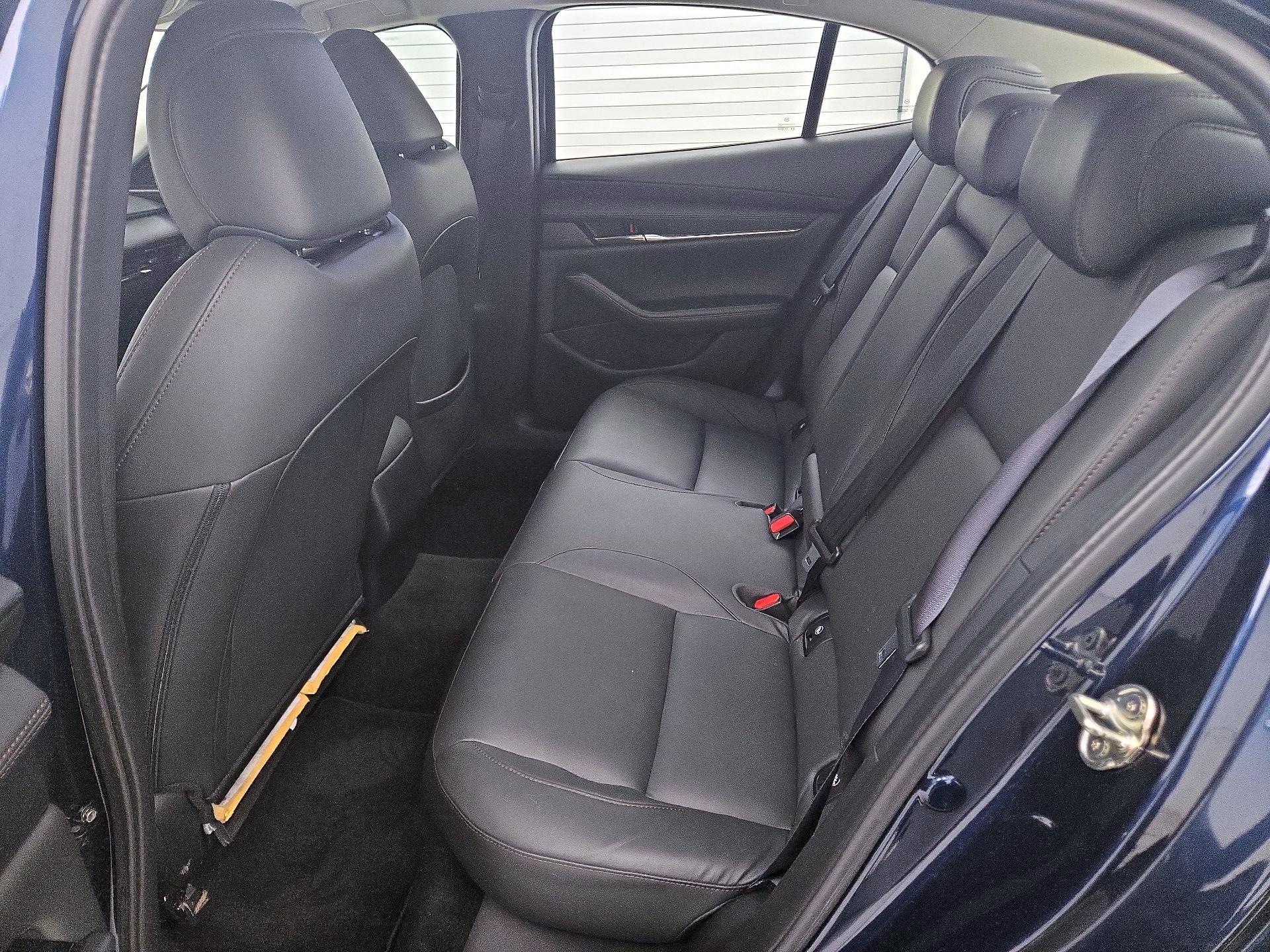 Thumbnail: 2023 Mazda Mazda3 - 10