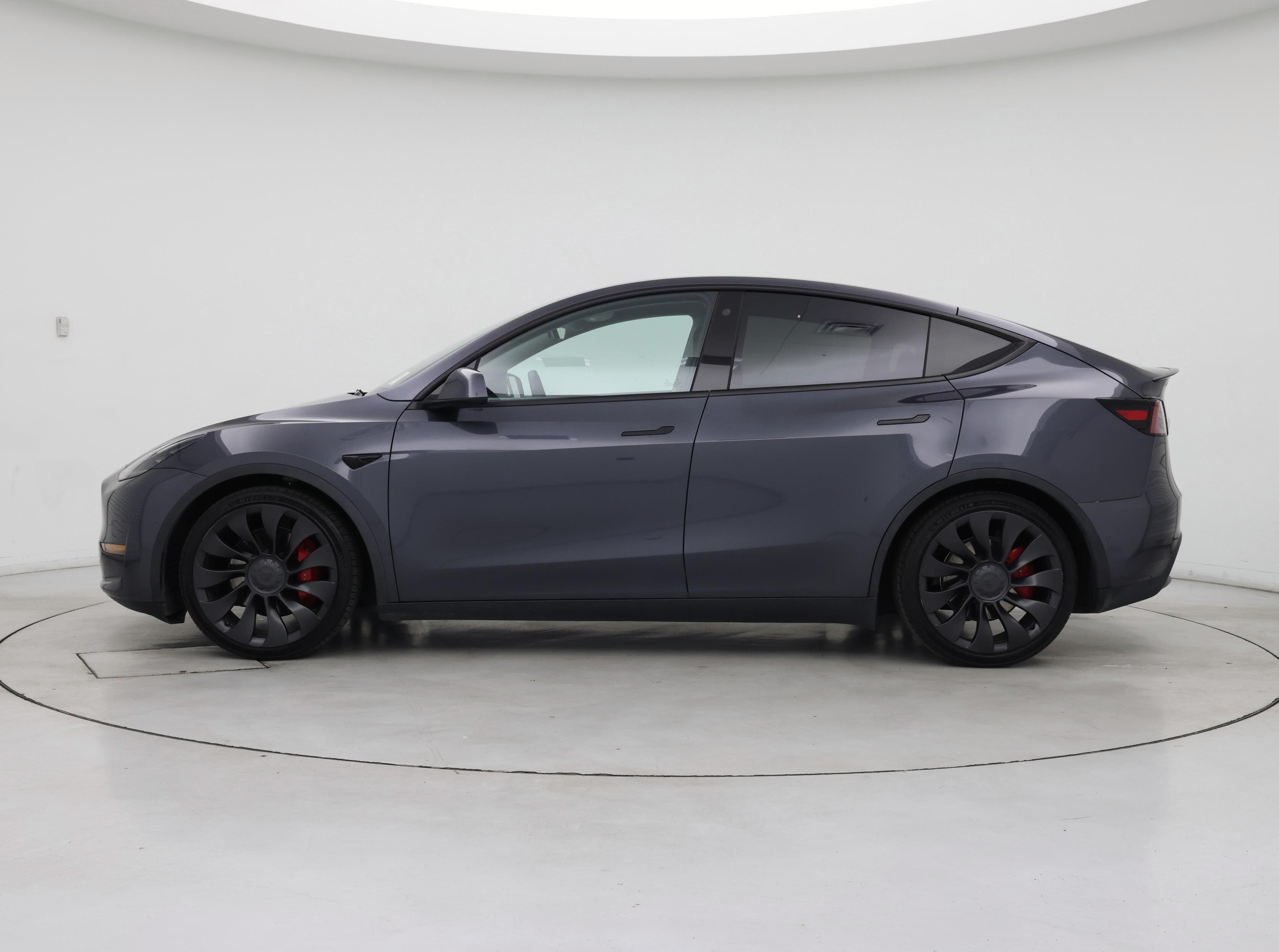 Thumbnail: 2022 Tesla Model Y - 3