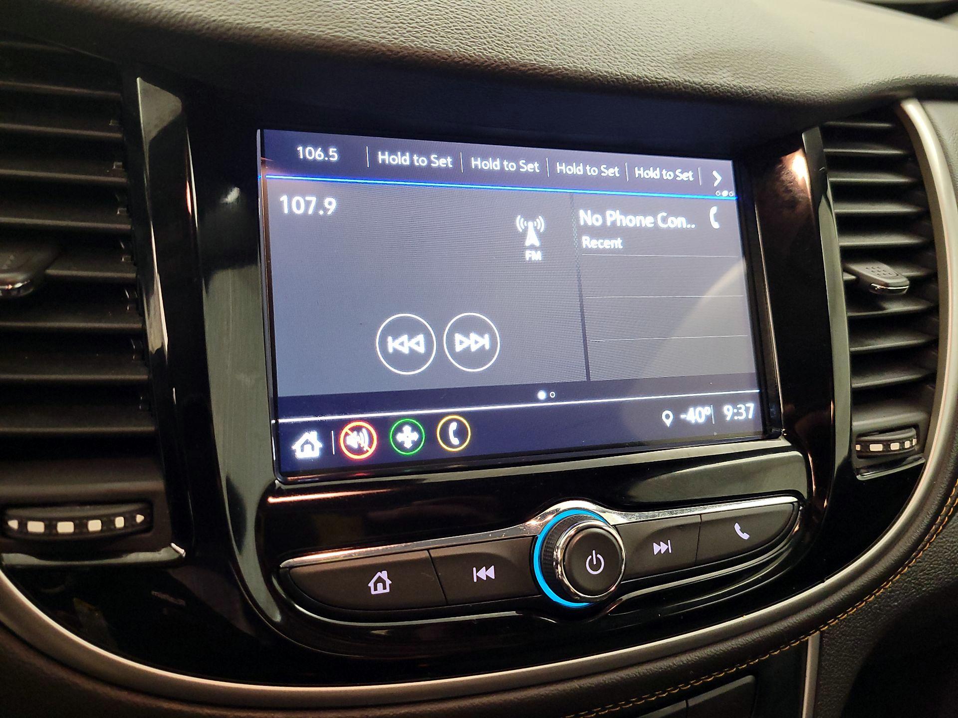 Thumbnail: 2018 Chevrolet Trax - 14