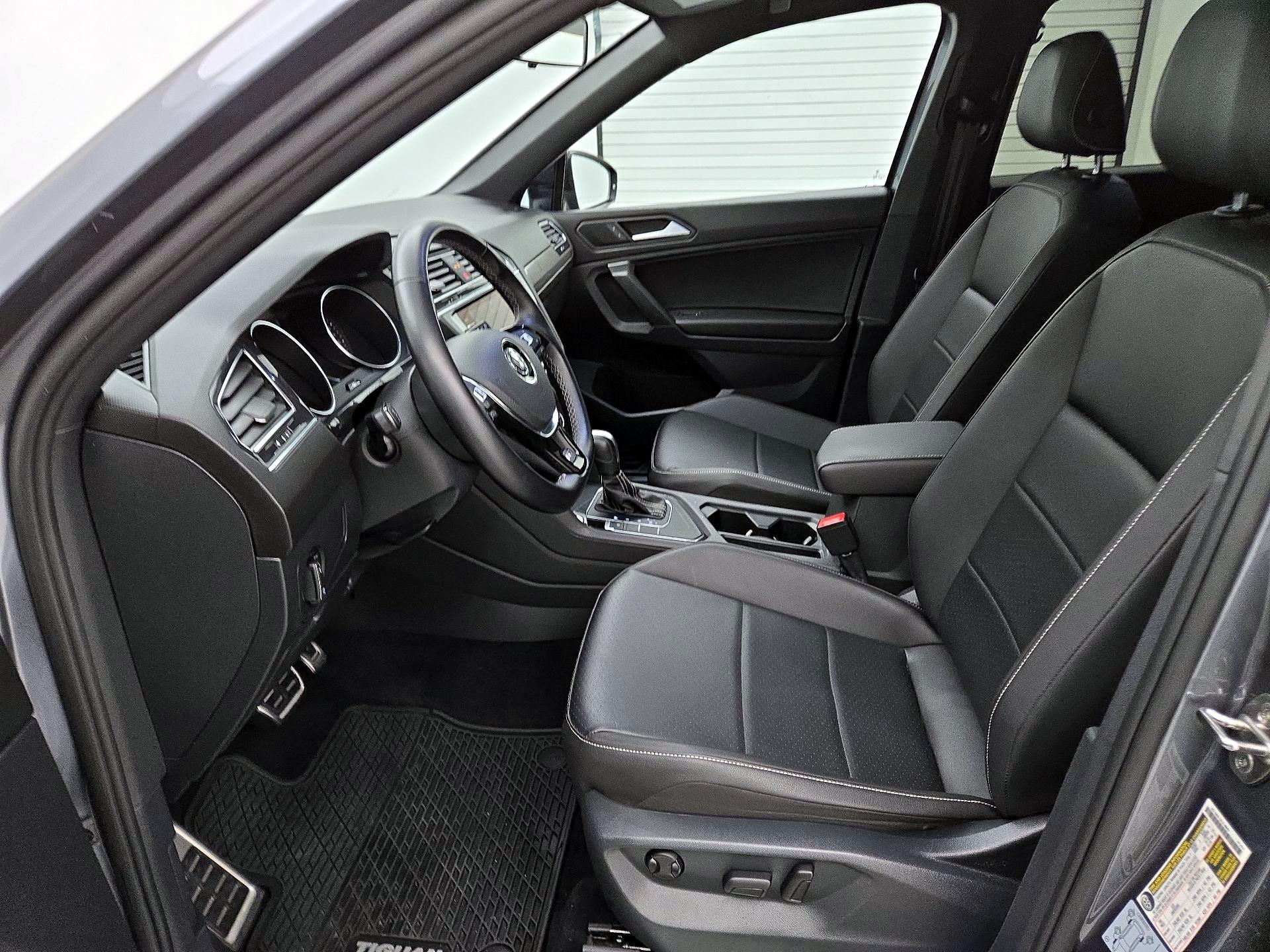 Thumbnail: 2021 Volkswagen Tiguan - 11