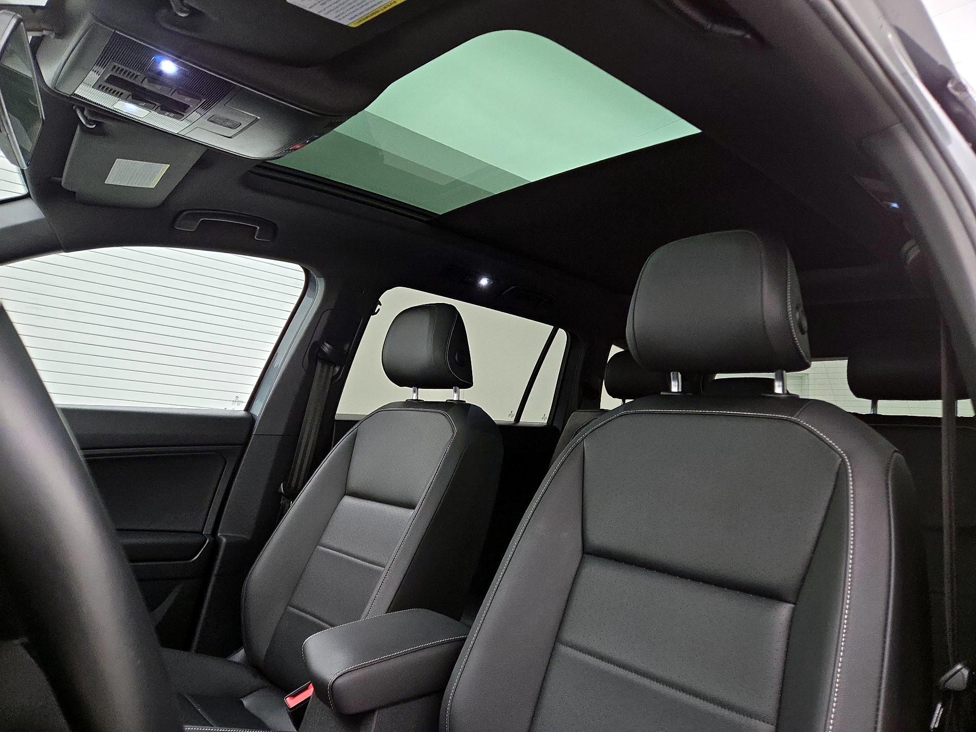 Thumbnail: 2021 Volkswagen Tiguan - 19