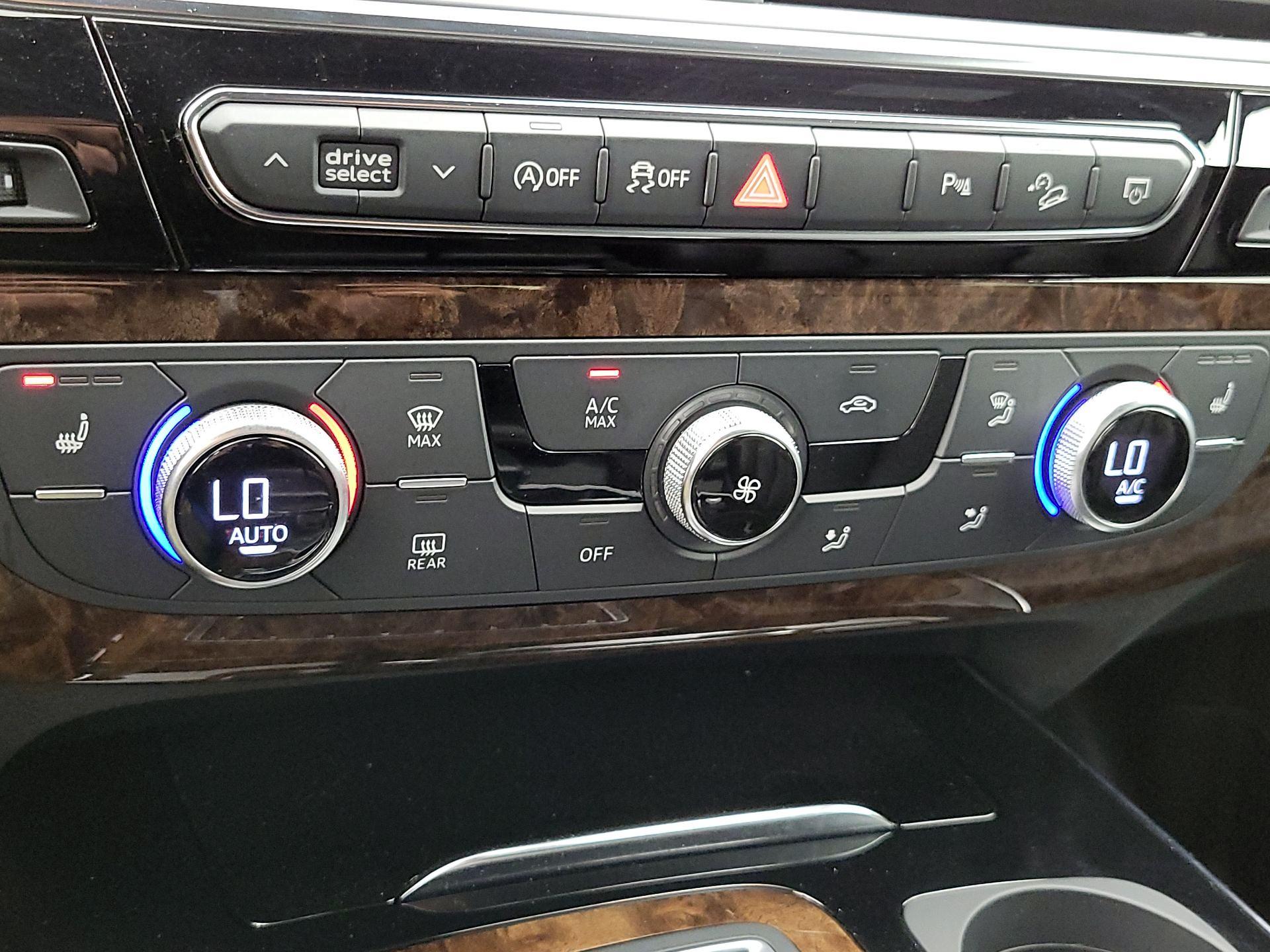 Thumbnail: 2018 Audi Q7 - 17