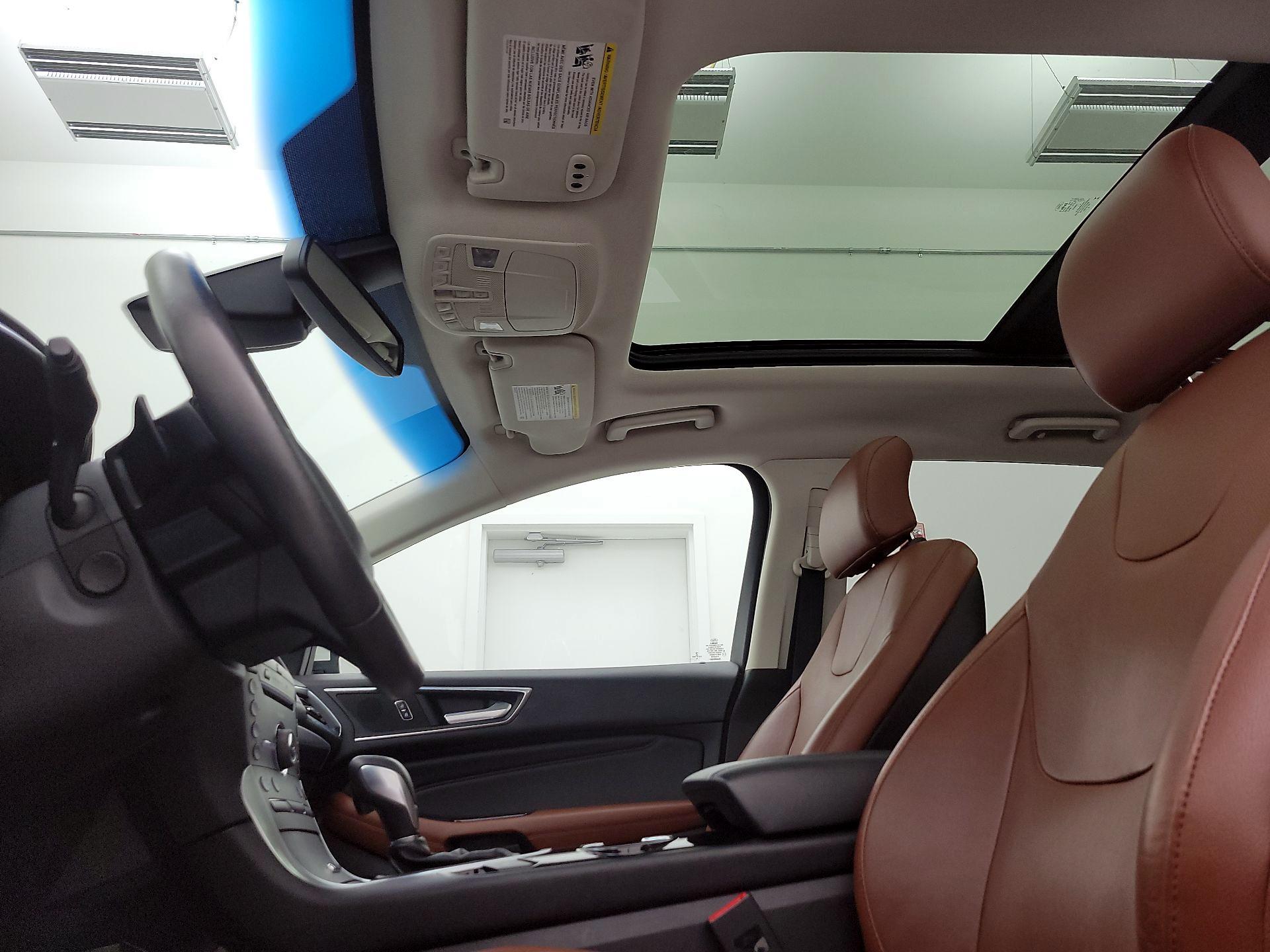 Thumbnail: 2015 Ford Edge - 20