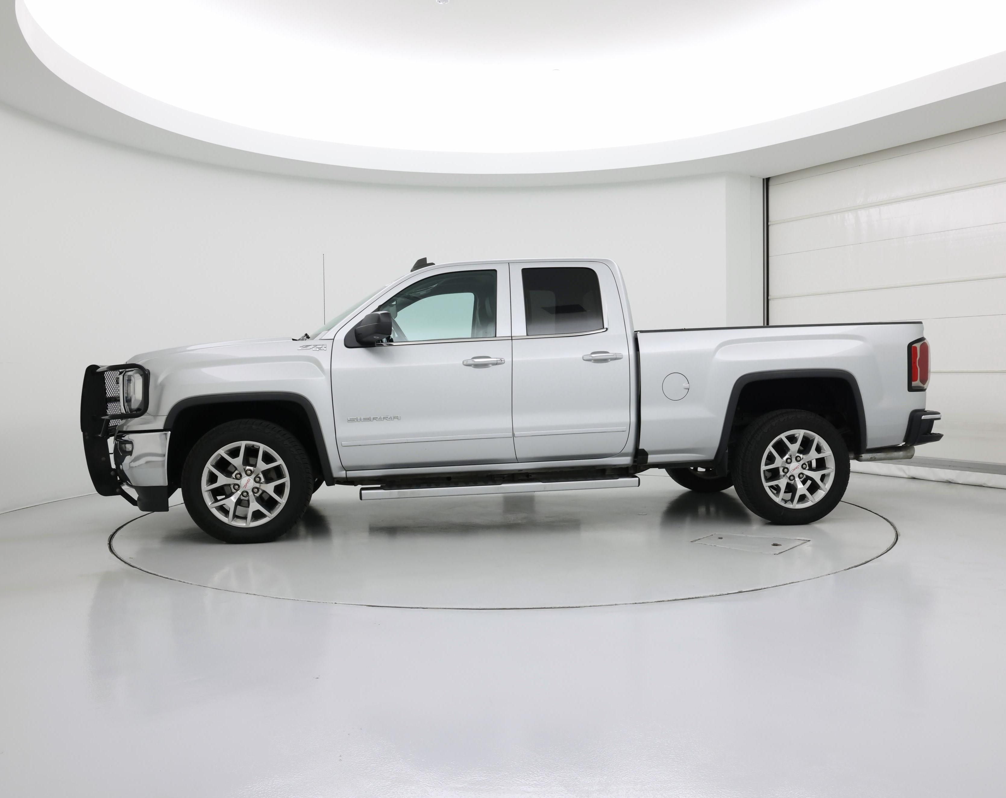 Thumbnail: 2017 GMC Sierra 1500 - 3