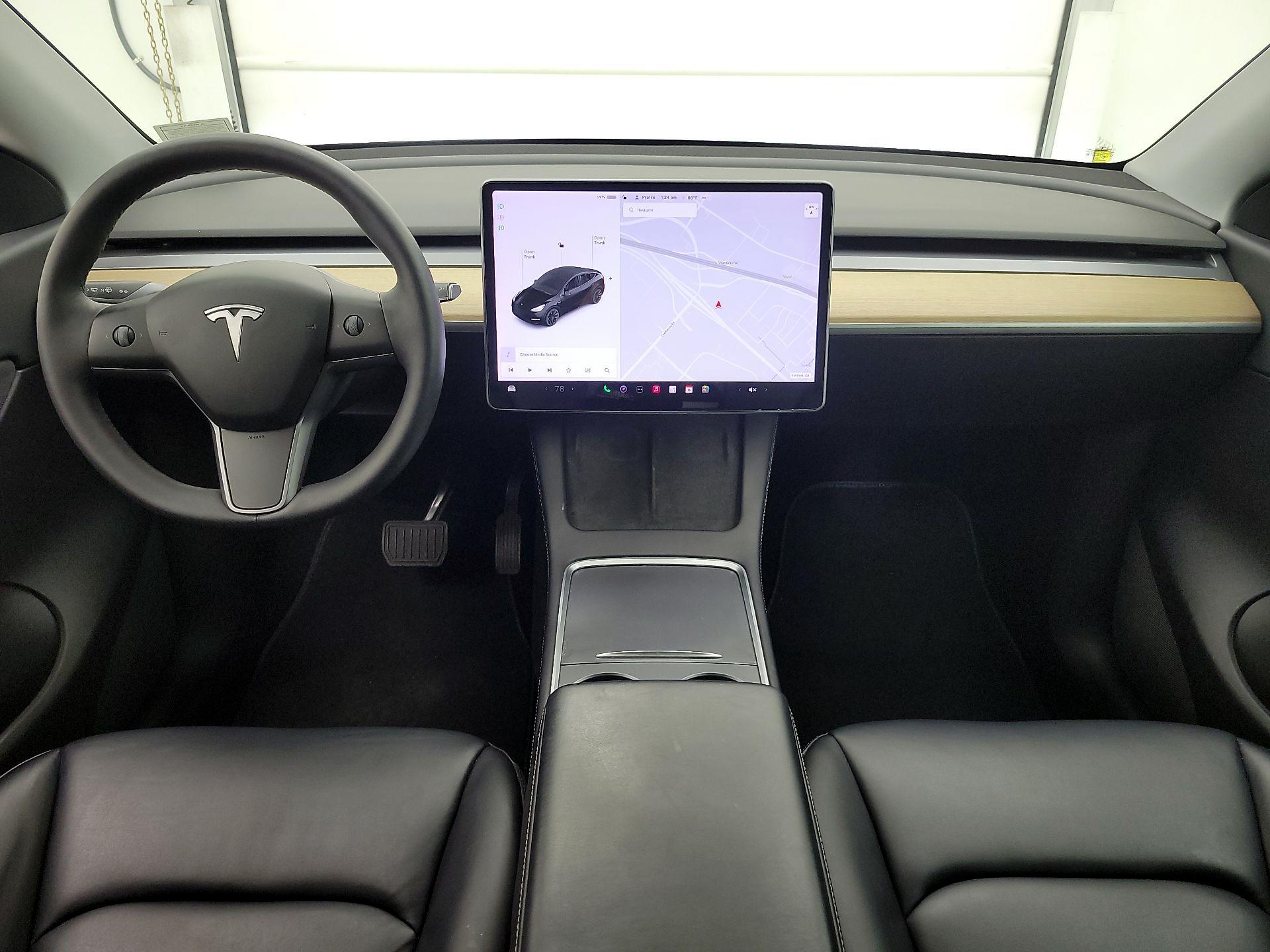 Thumbnail: 2022 Tesla Model Y - 9