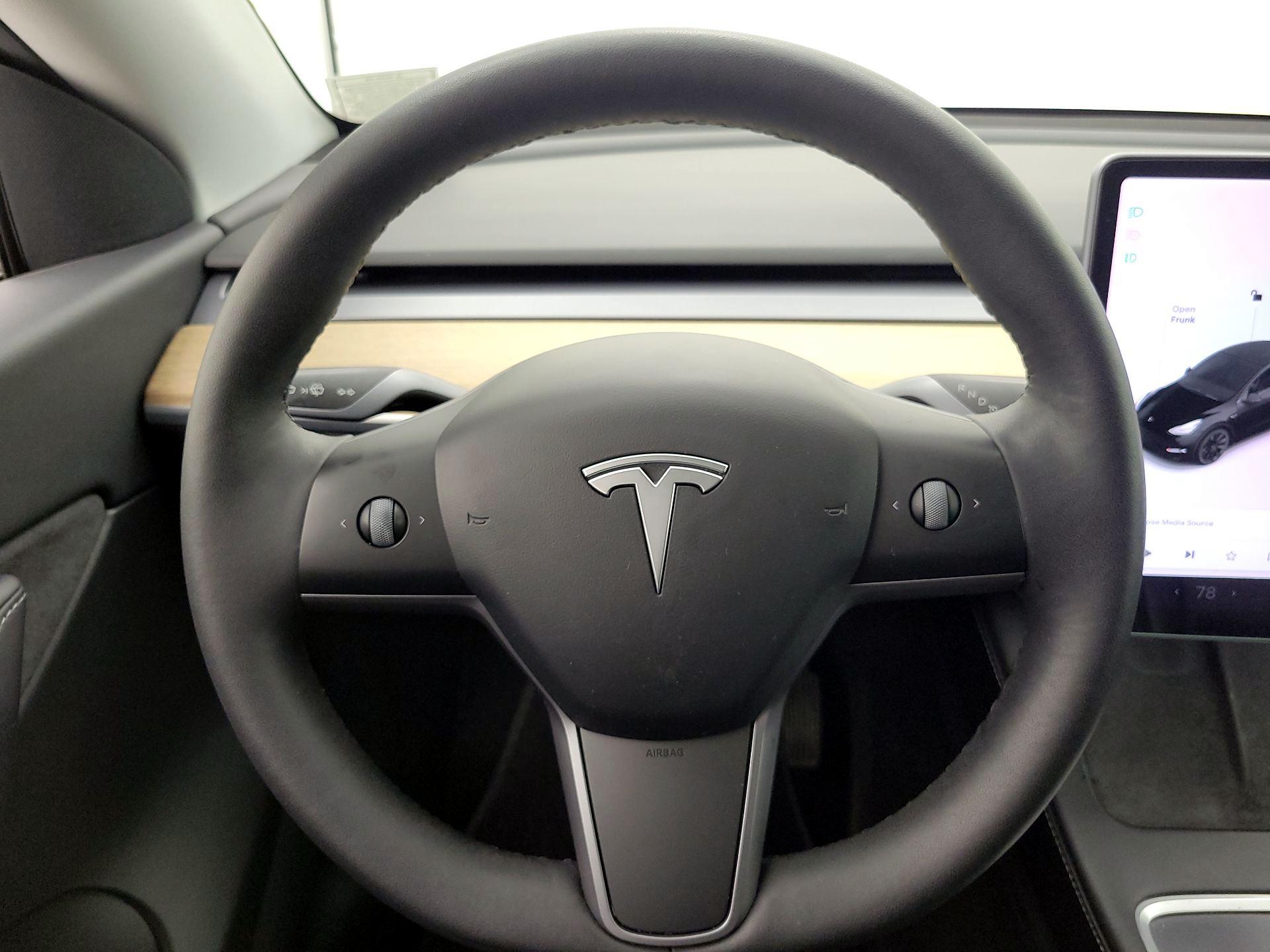 Thumbnail: 2022 Tesla Model Y - 10