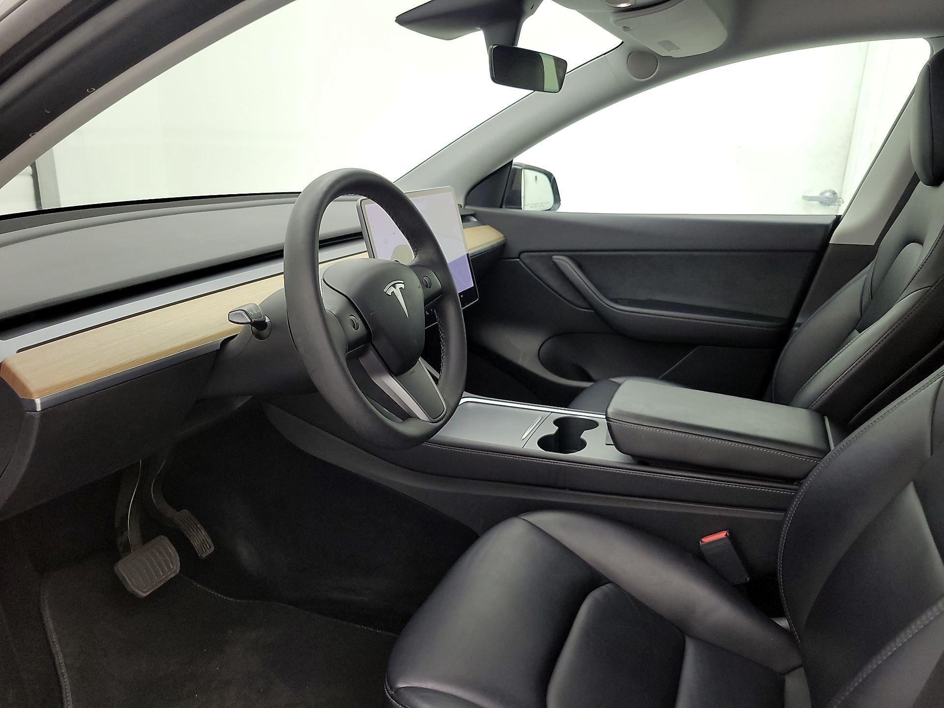 Thumbnail: 2022 Tesla Model Y - 11