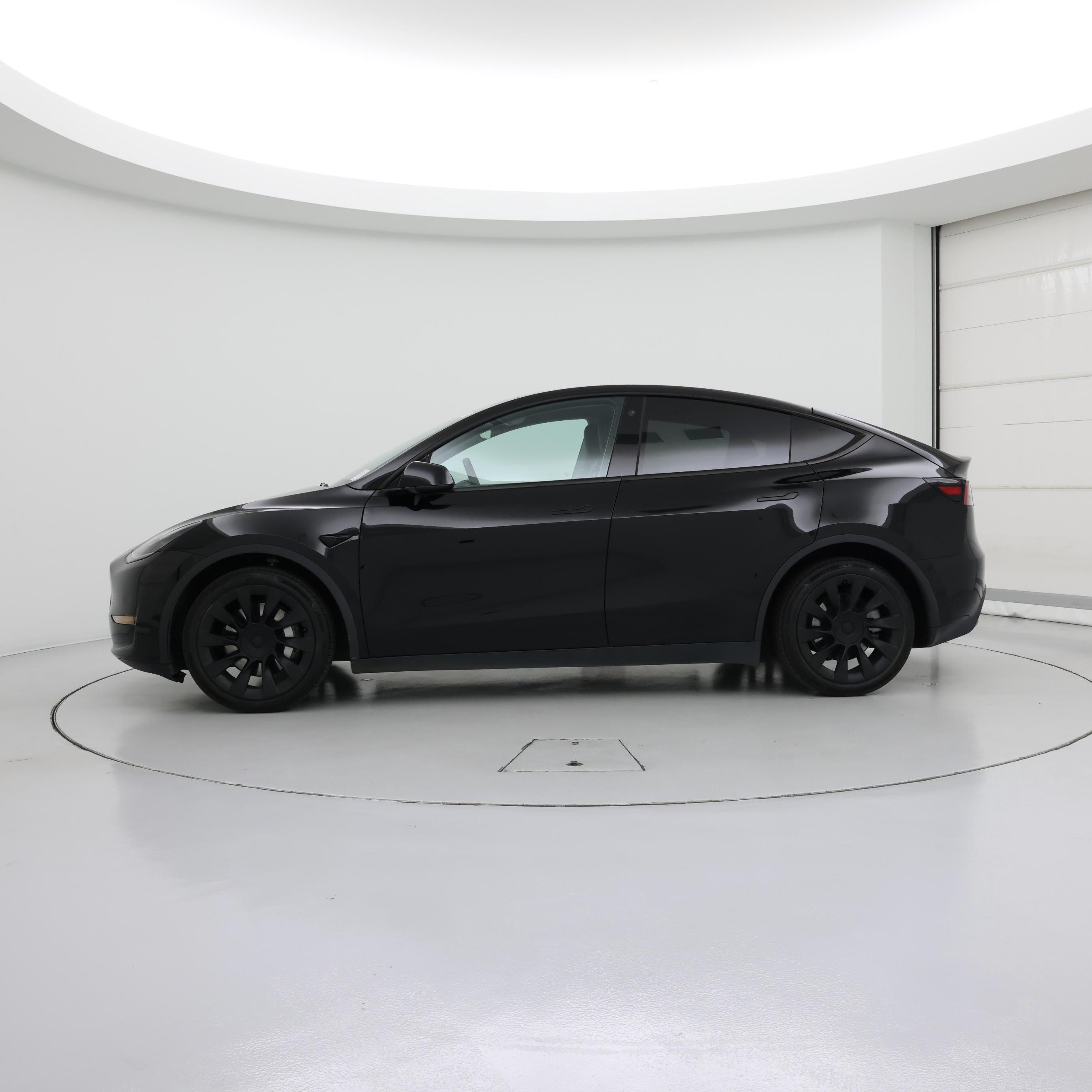 Thumbnail: 2022 Tesla Model Y - 3