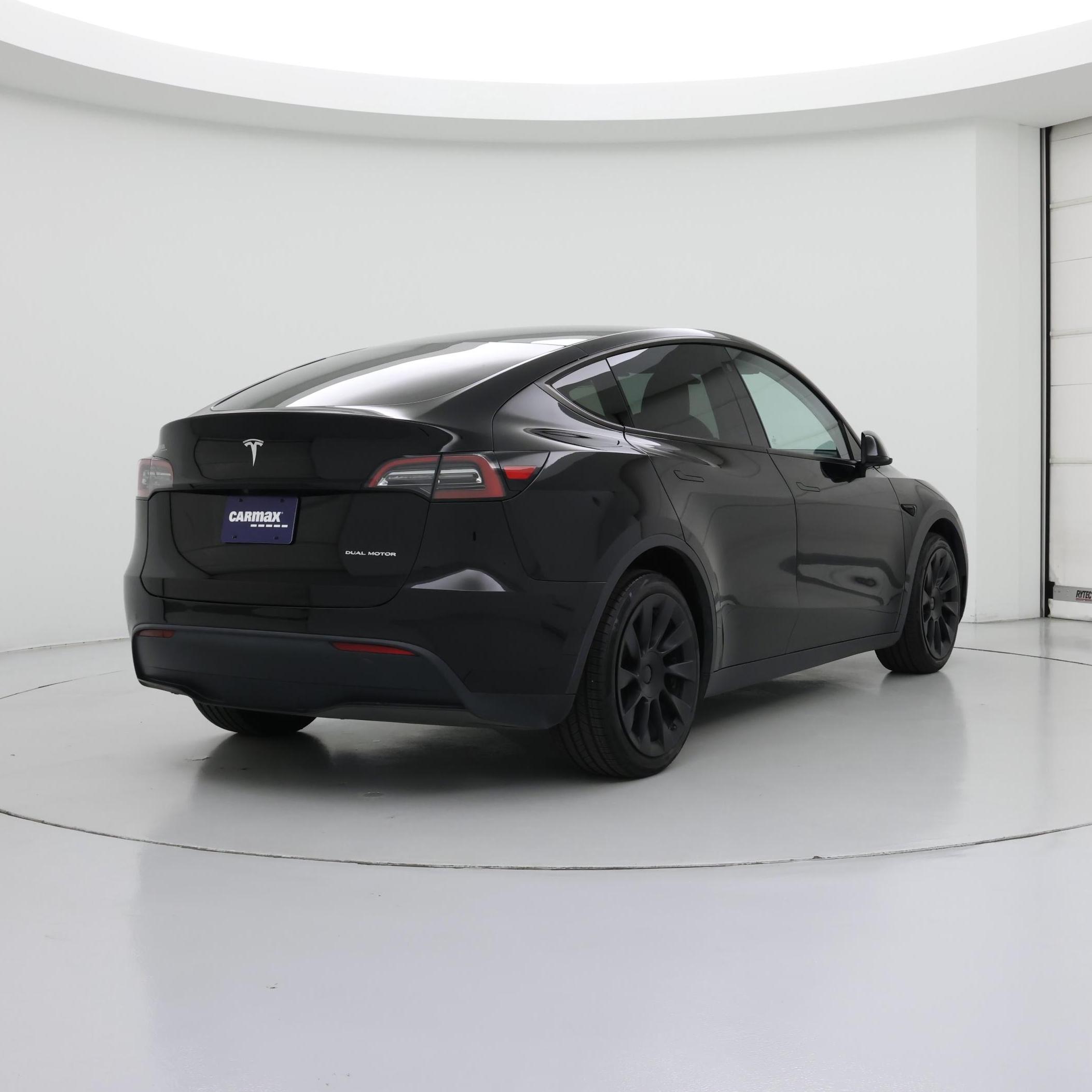 Thumbnail: 2022 Tesla Model Y - 8