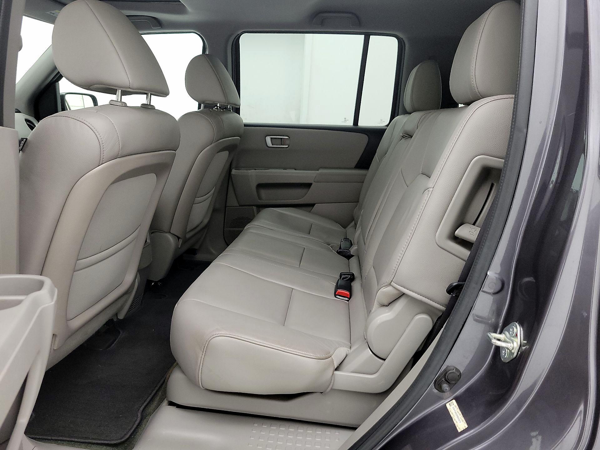 Thumbnail: 2015 Honda Pilot - 19