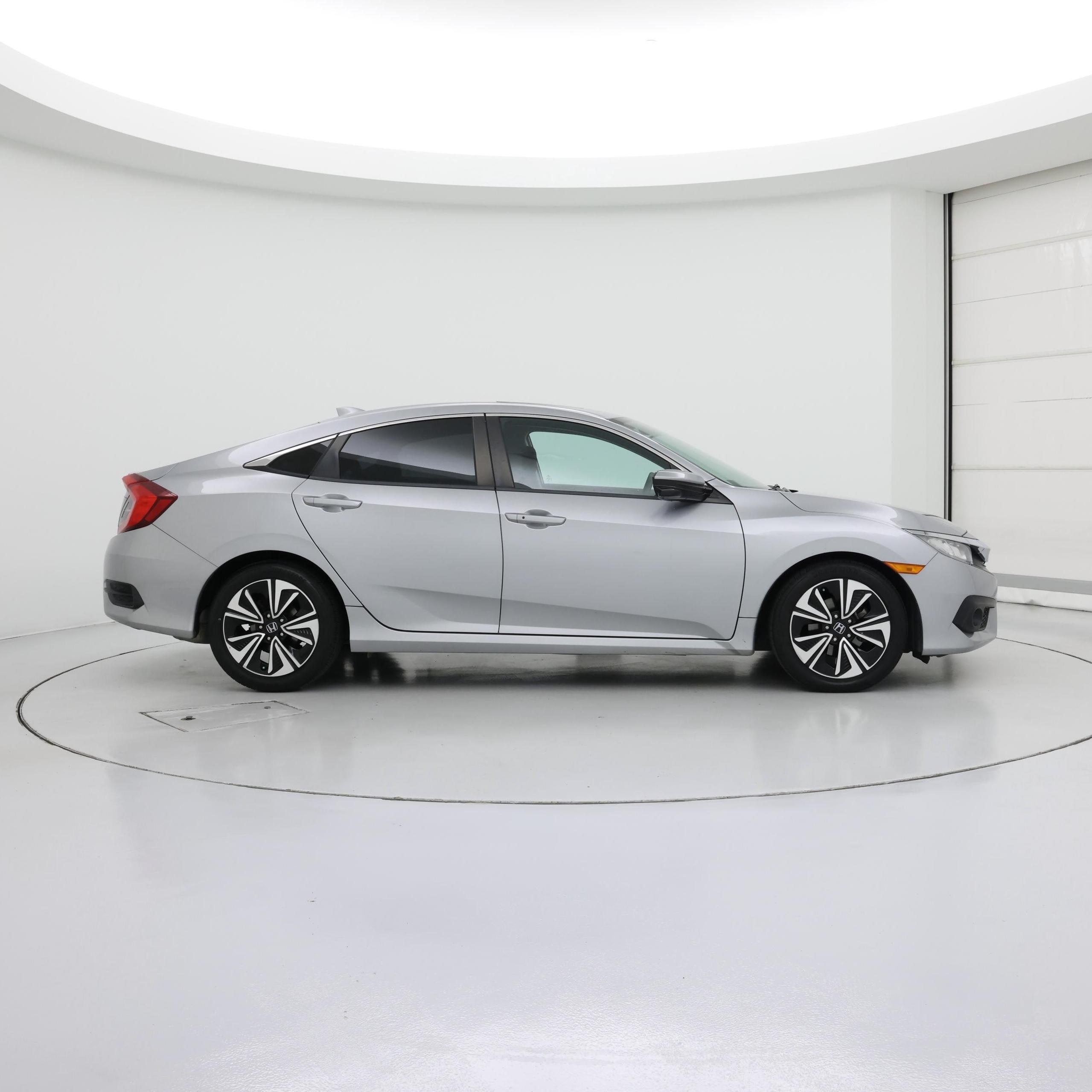 Thumbnail: 2017 Honda Civic - 7