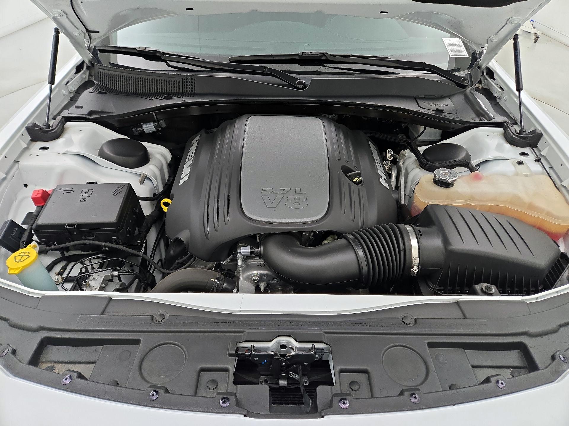 Thumbnail: 2022 Chrysler 300 - 20