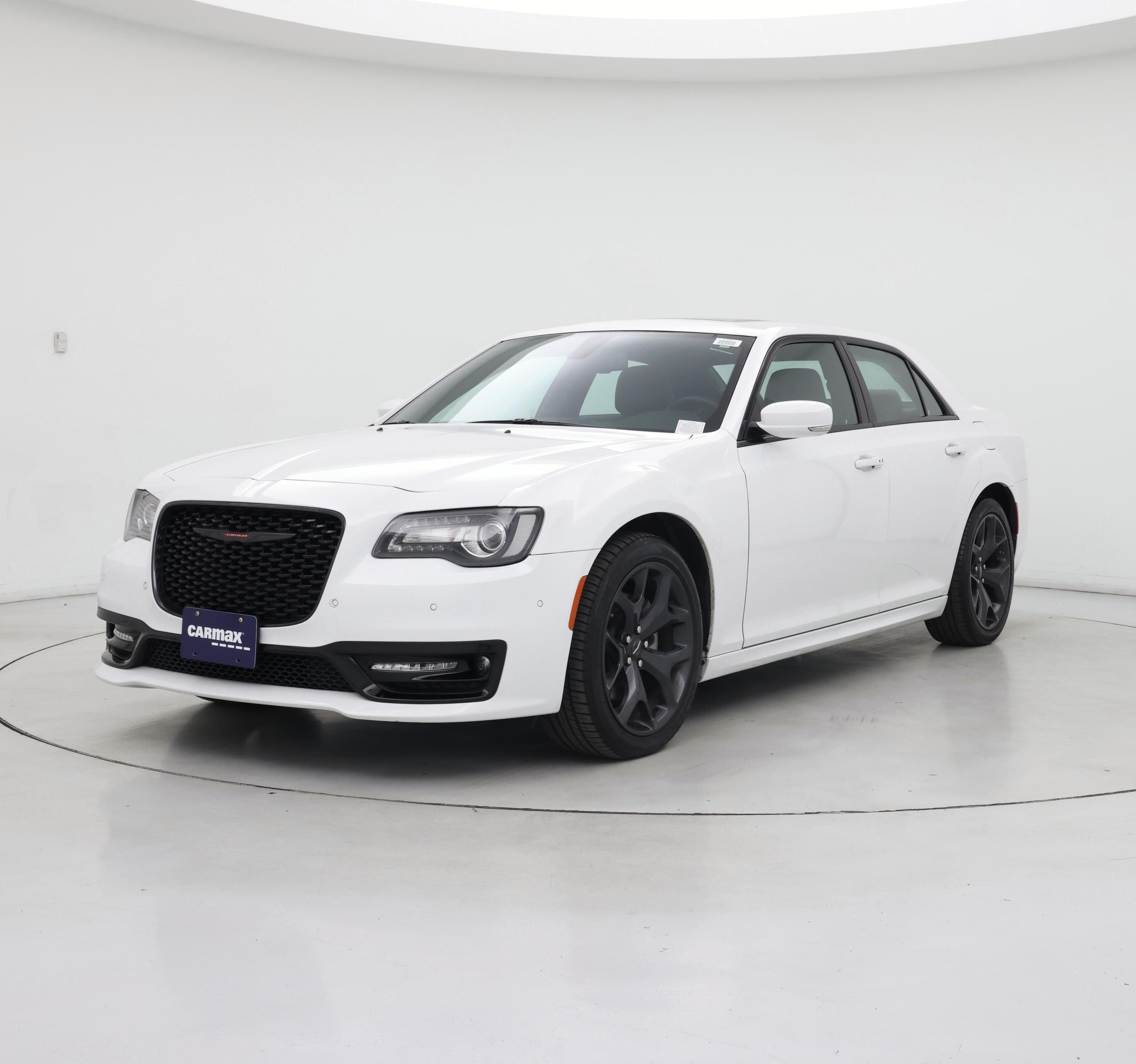 Thumbnail: 2022 Chrysler 300 - 4