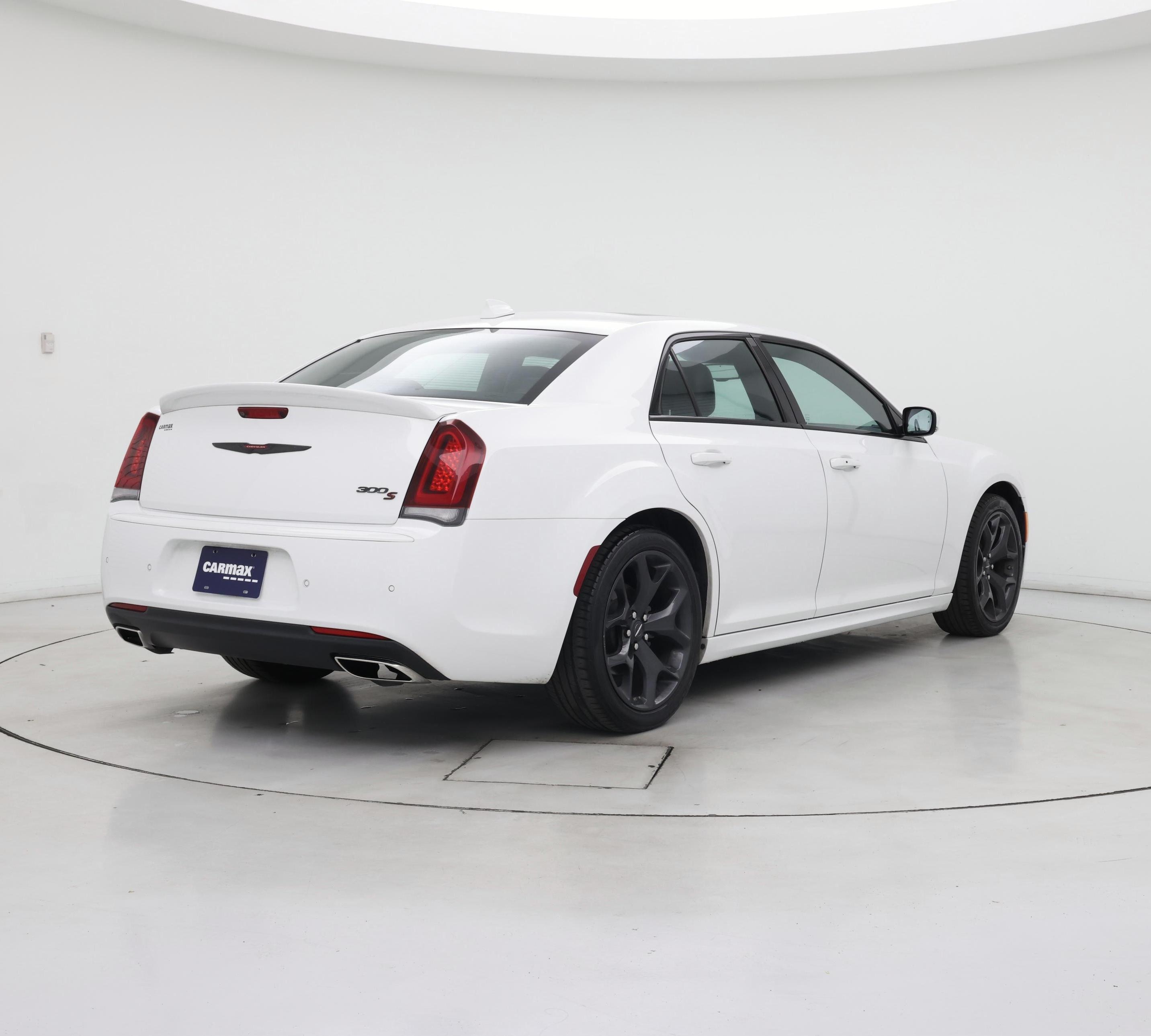 Thumbnail: 2022 Chrysler 300 - 8