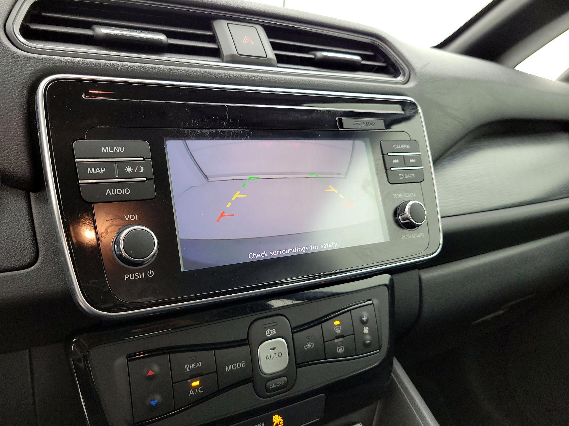 Thumbnail: 2019 Nissan Leaf - 15