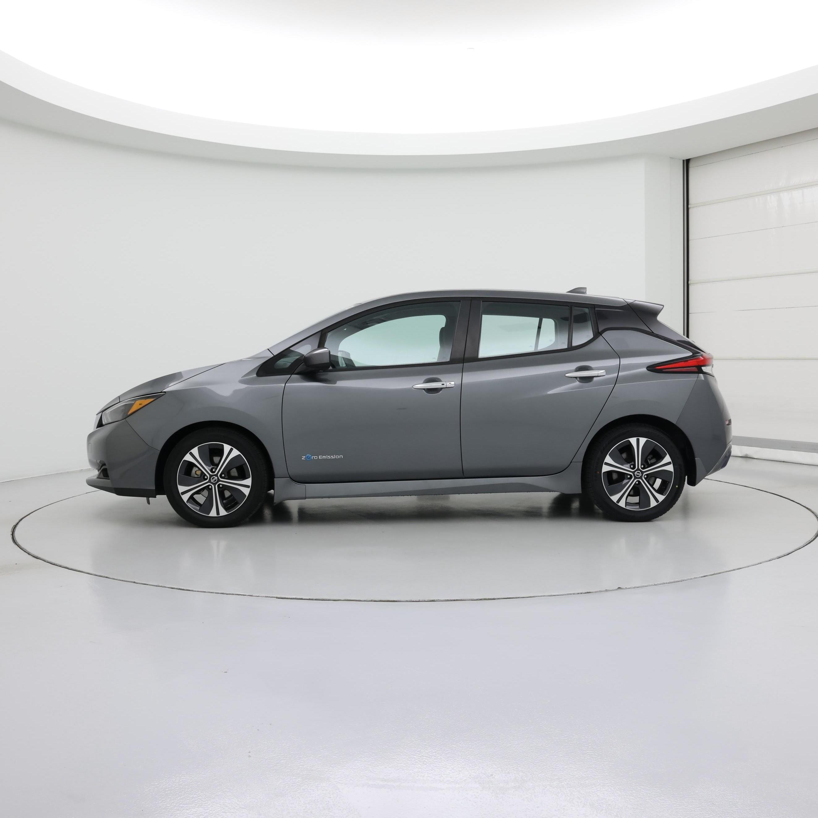 Thumbnail: 2019 Nissan Leaf - 3